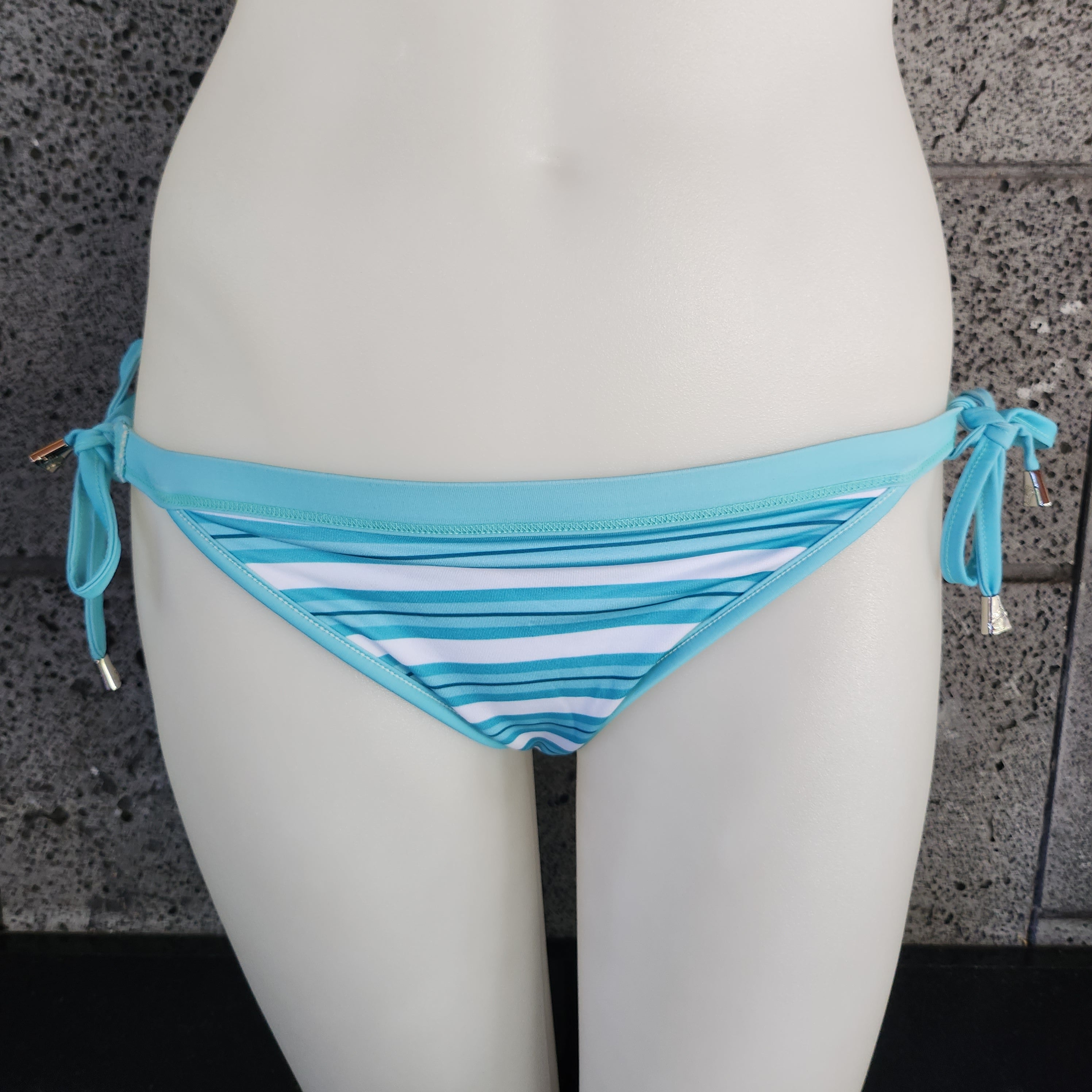 Braguita de bikini reversible con cintura elástica Hibiscus Line de Loco Boutique