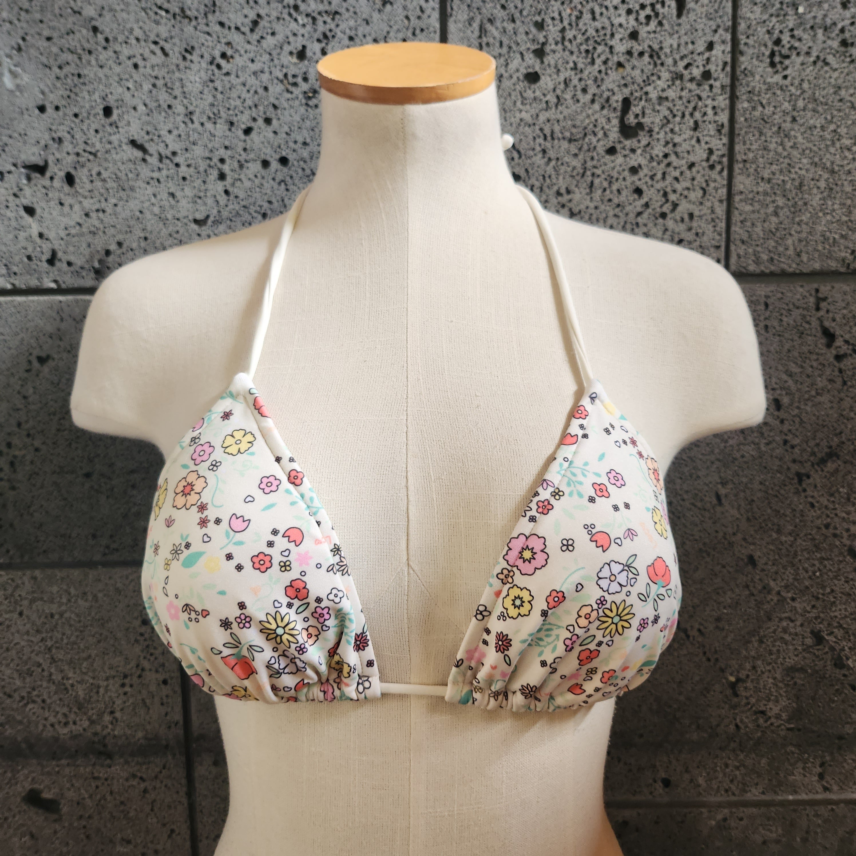 Loco Boutique Little Blossoms Sliding Triangle