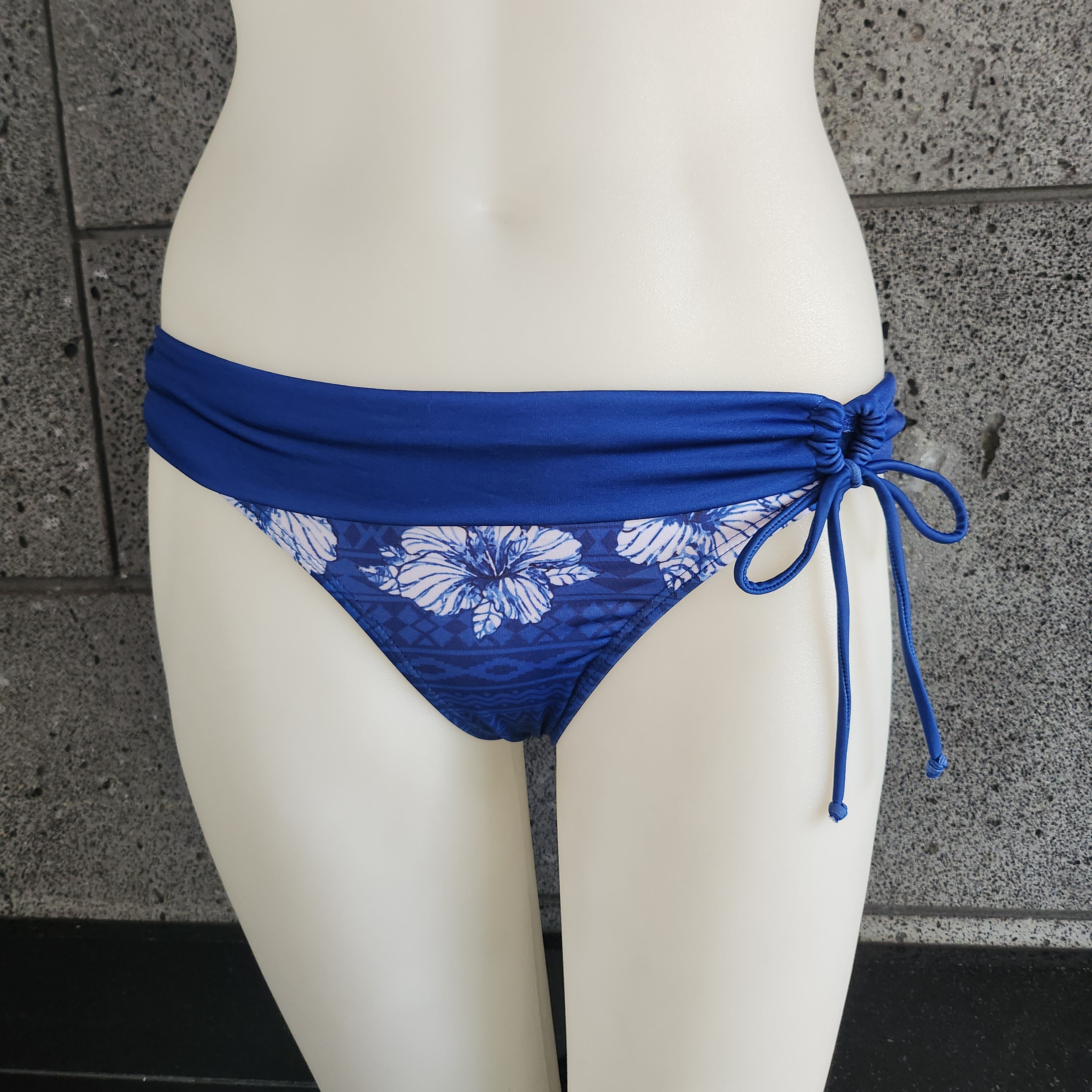 Loco Boutique Blue Hibis Folded Over