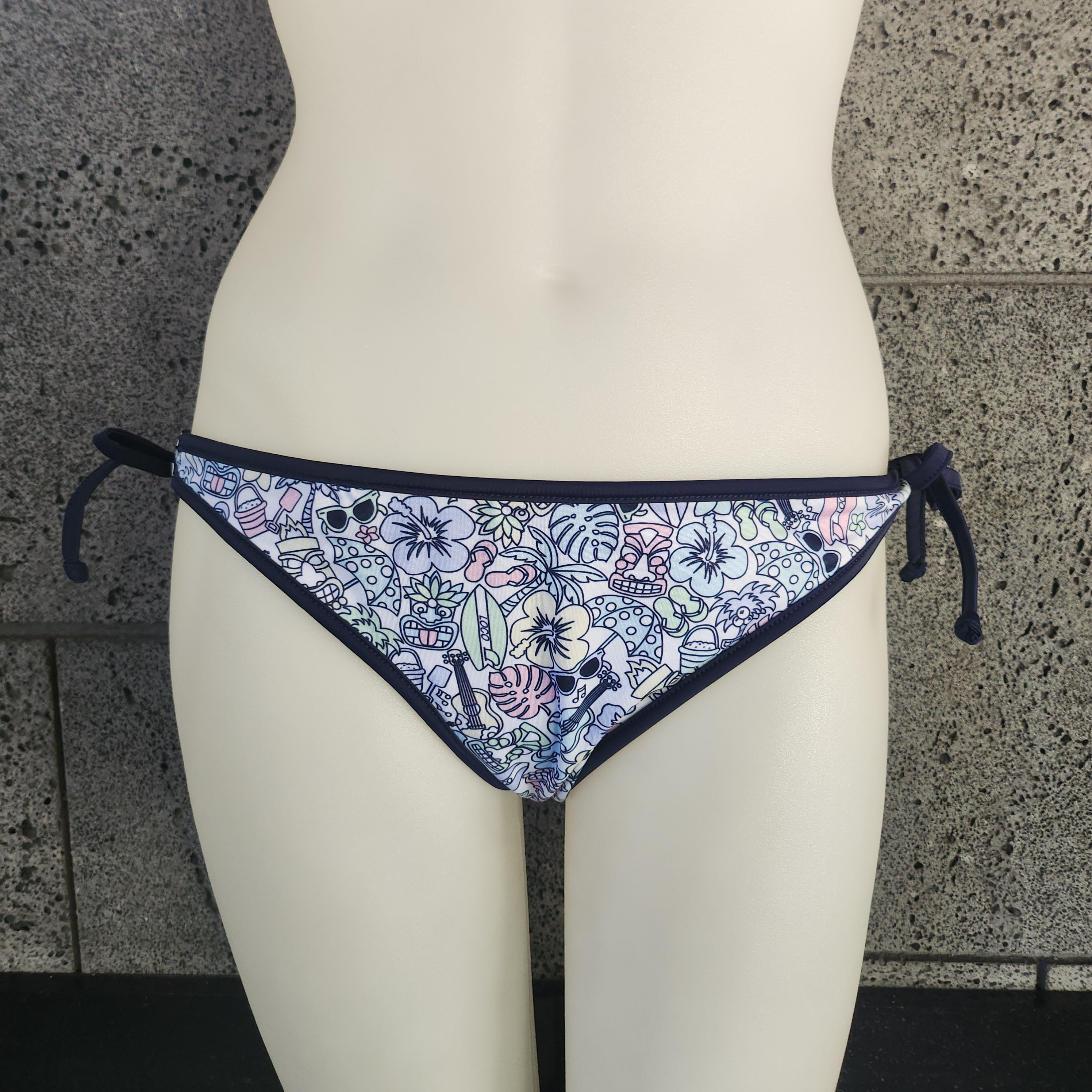 Loco Boutique Beach Fun Reversible Bottom