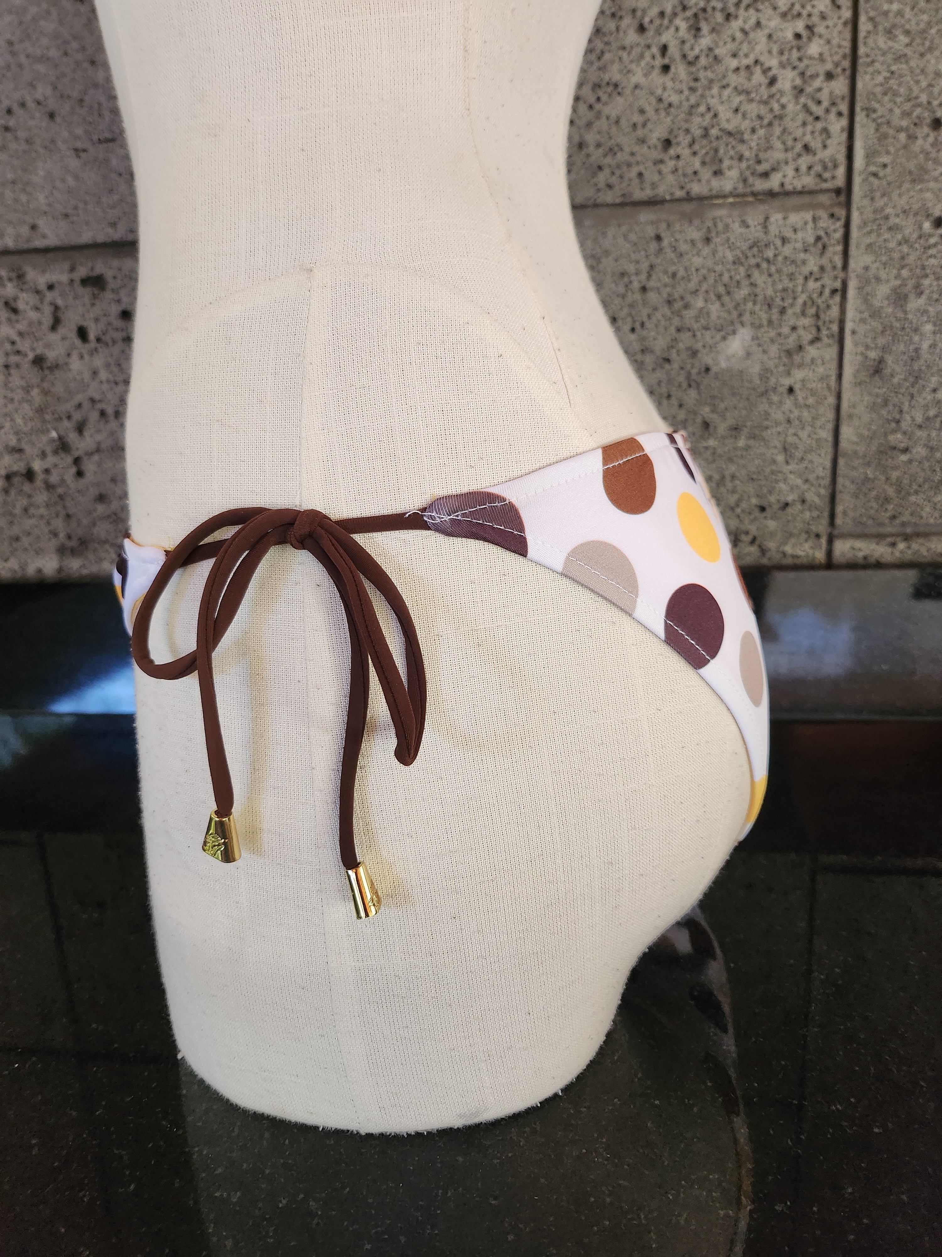 Loco Boutique BRV-4 Reversible Open Sides