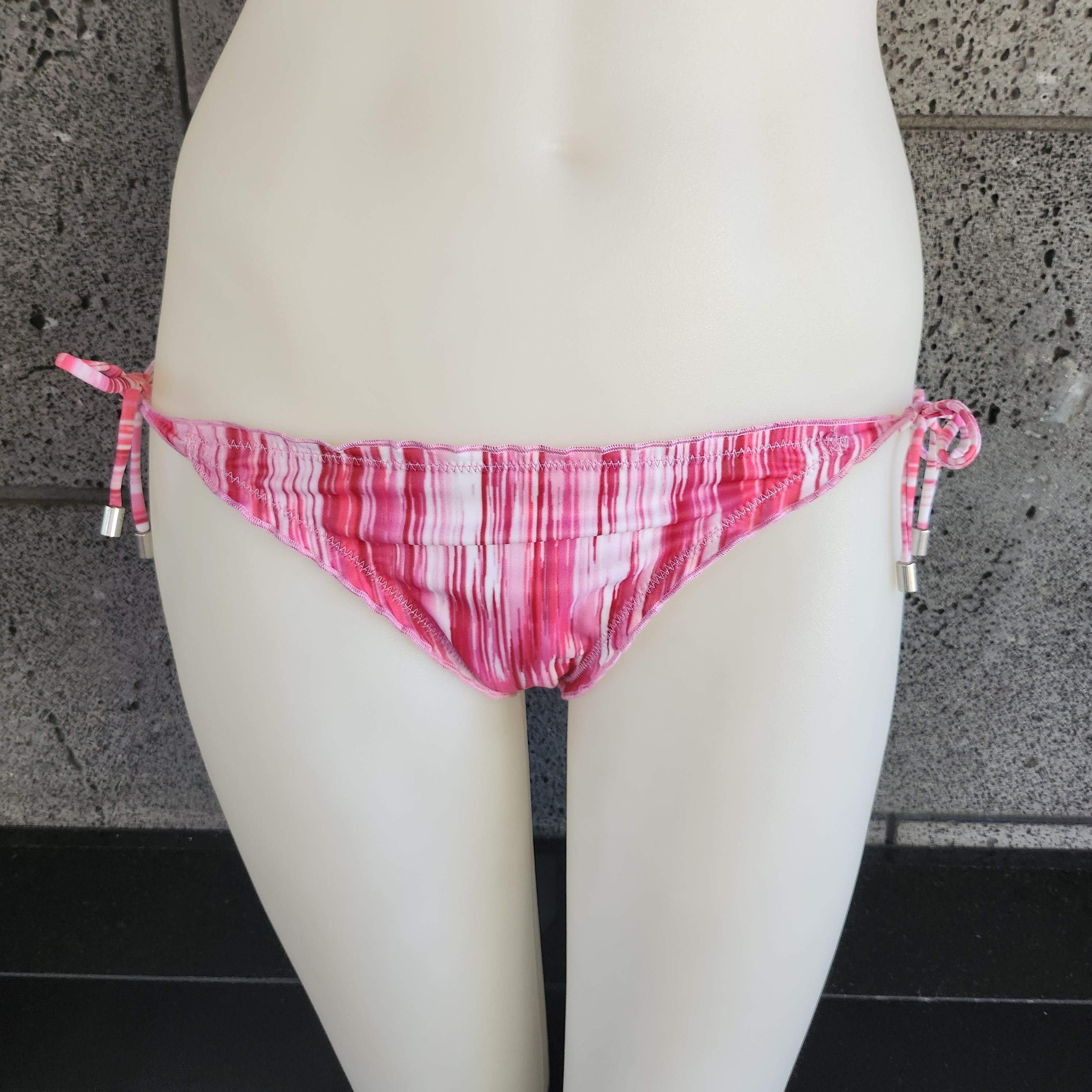 Loco Boutique Silence Cinched Back Side Ties