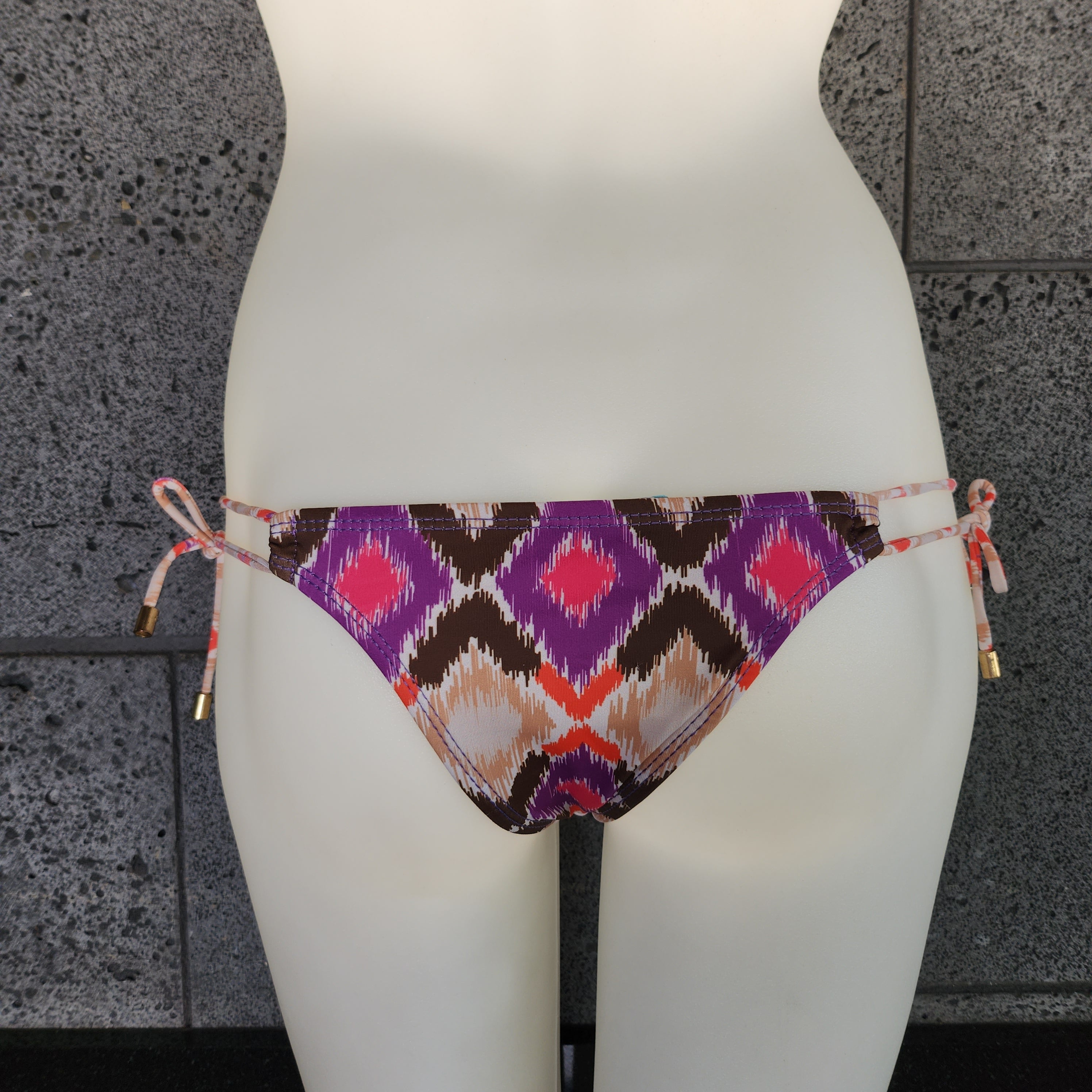 Loco Boutique Batik Keyhole Gather Bottom