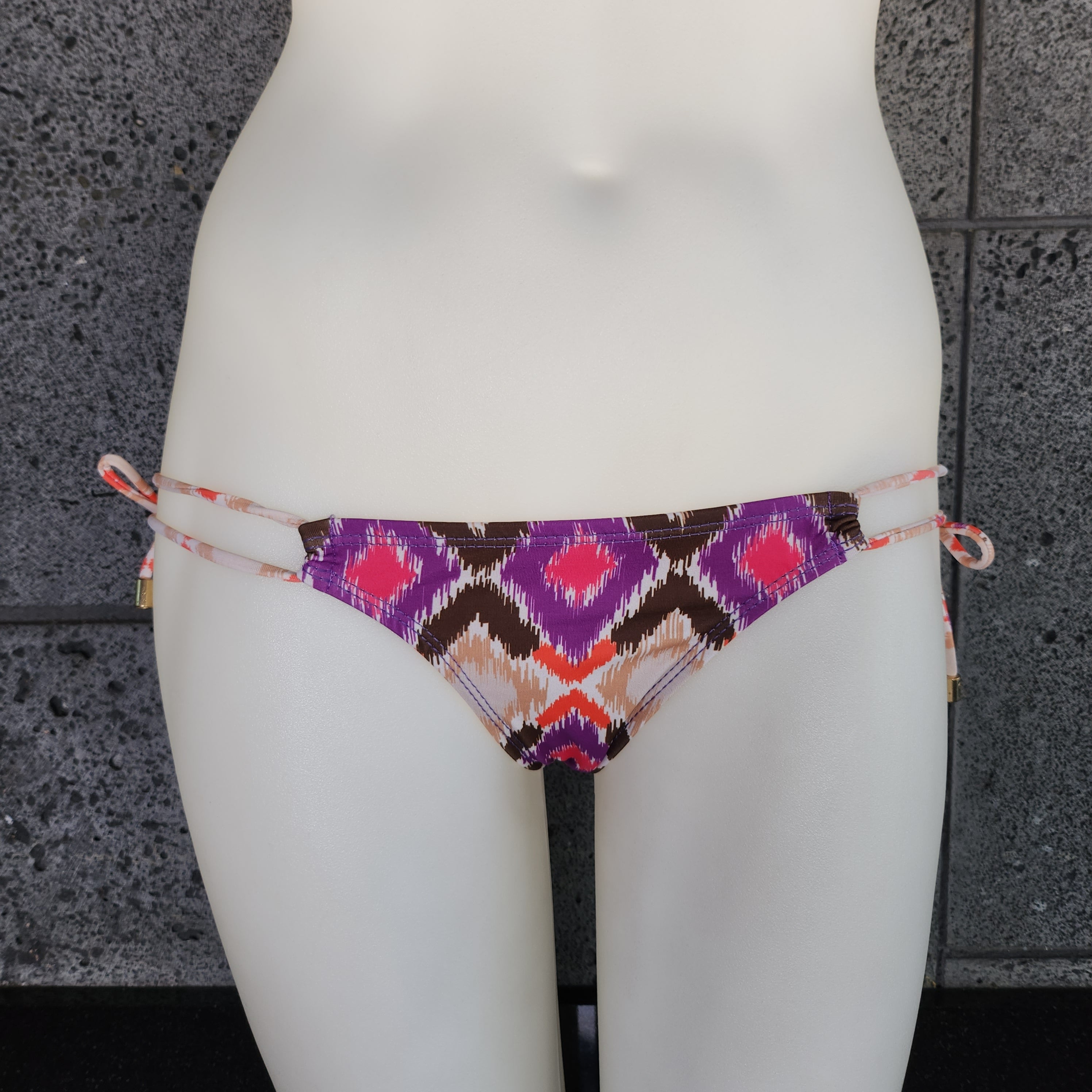 Loco Boutique Batik Keyhole Gather Bottom