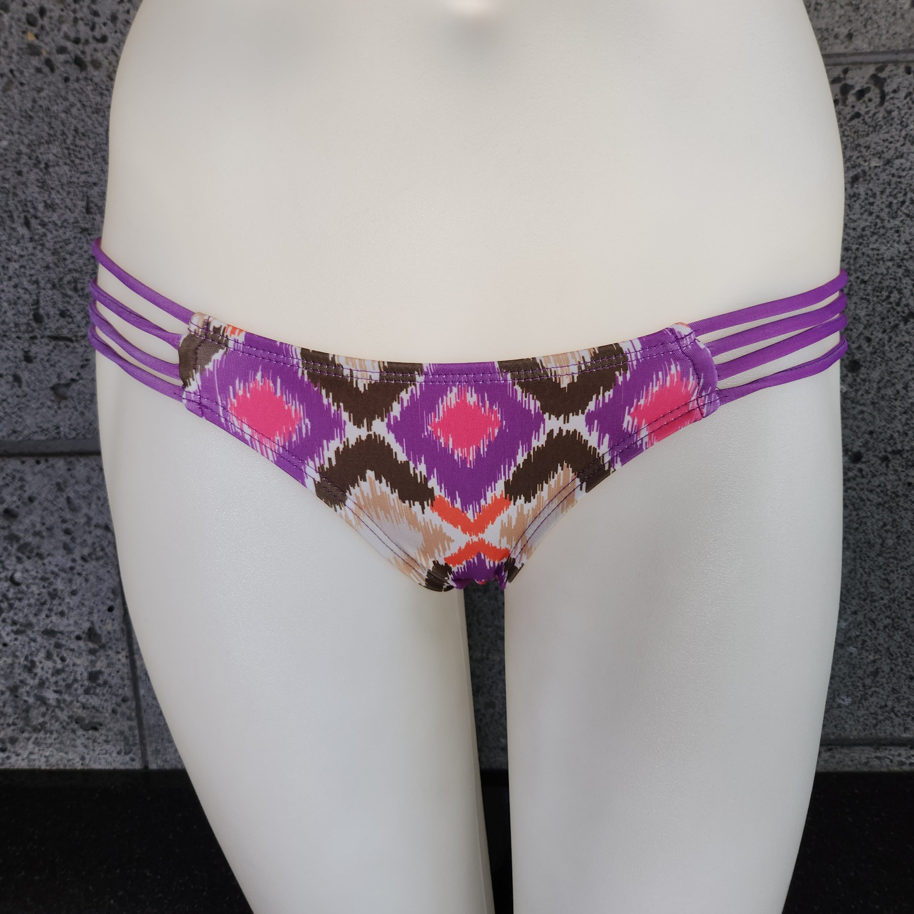 Loco Boutique A-Batik Strappy Sides Bottom