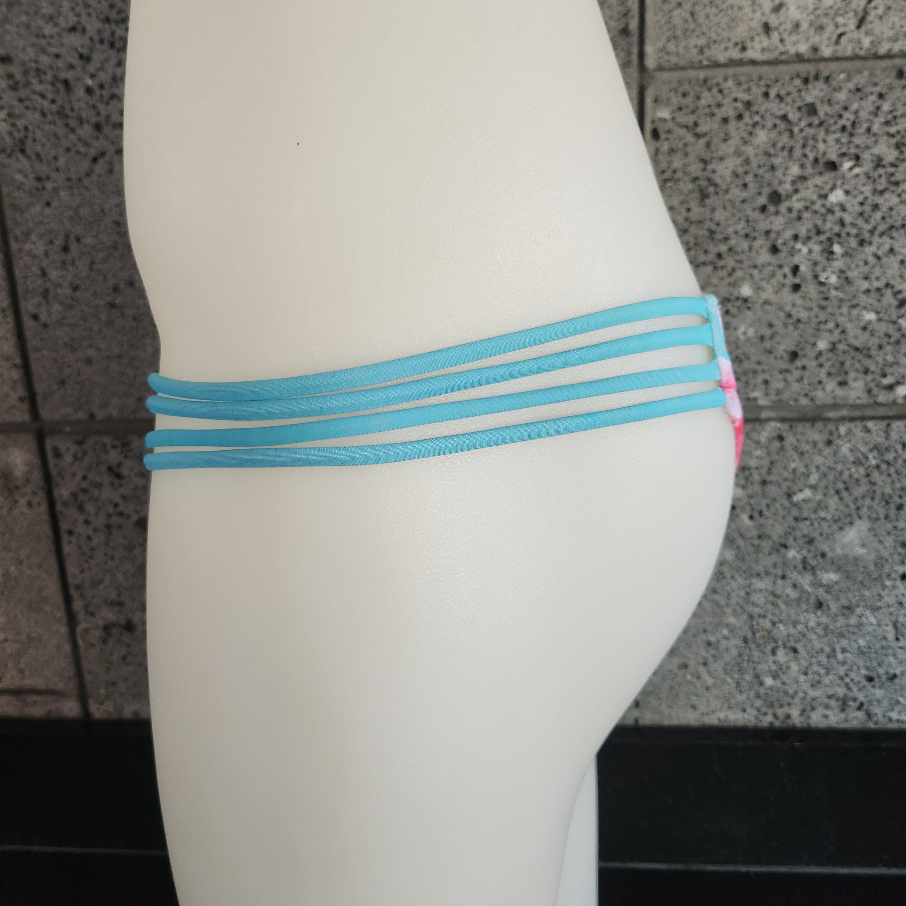 Loco Boutique Lilies Strappy Spaghetti Sides