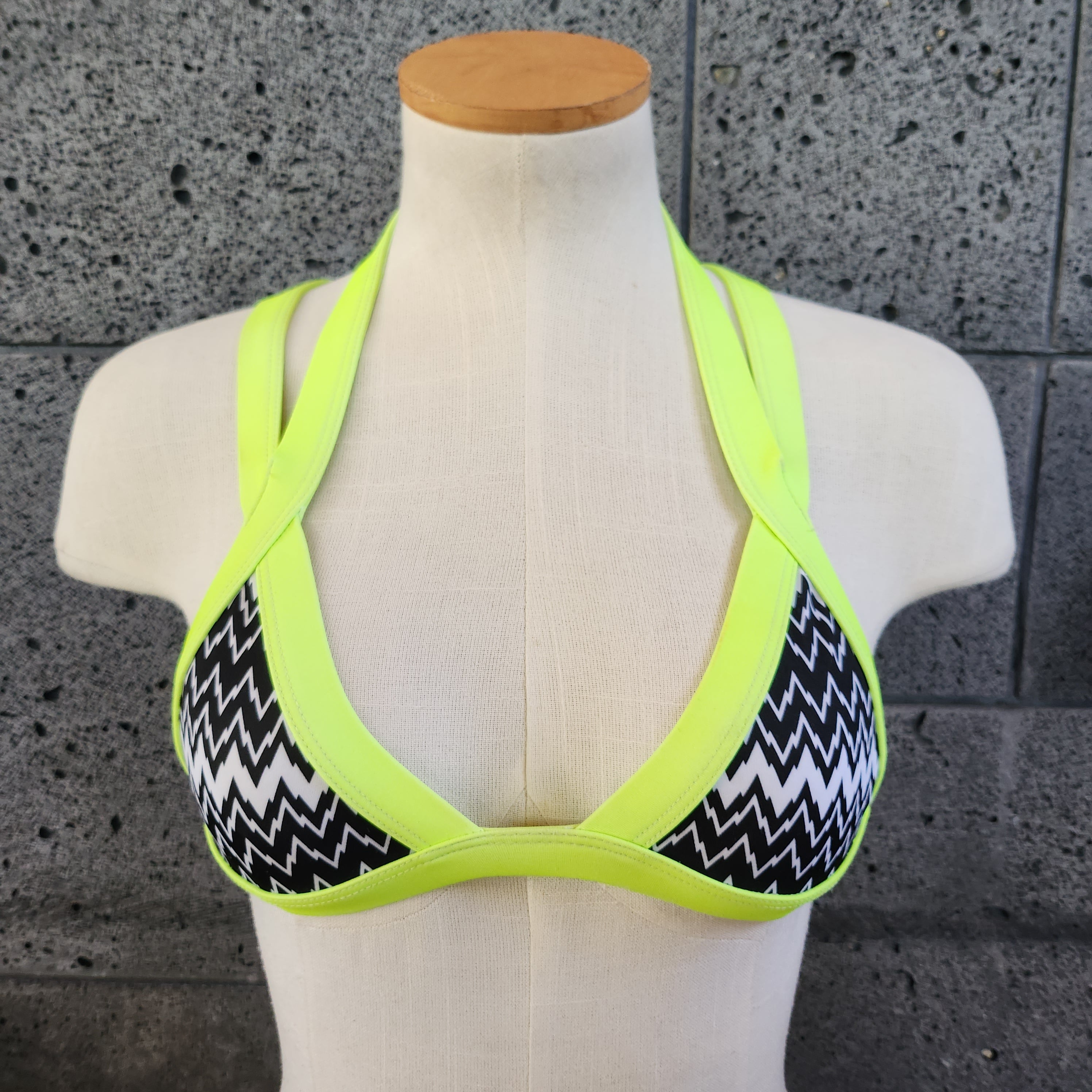 Loco Boutique Kaimana Zig Zag Piped Triangle Top