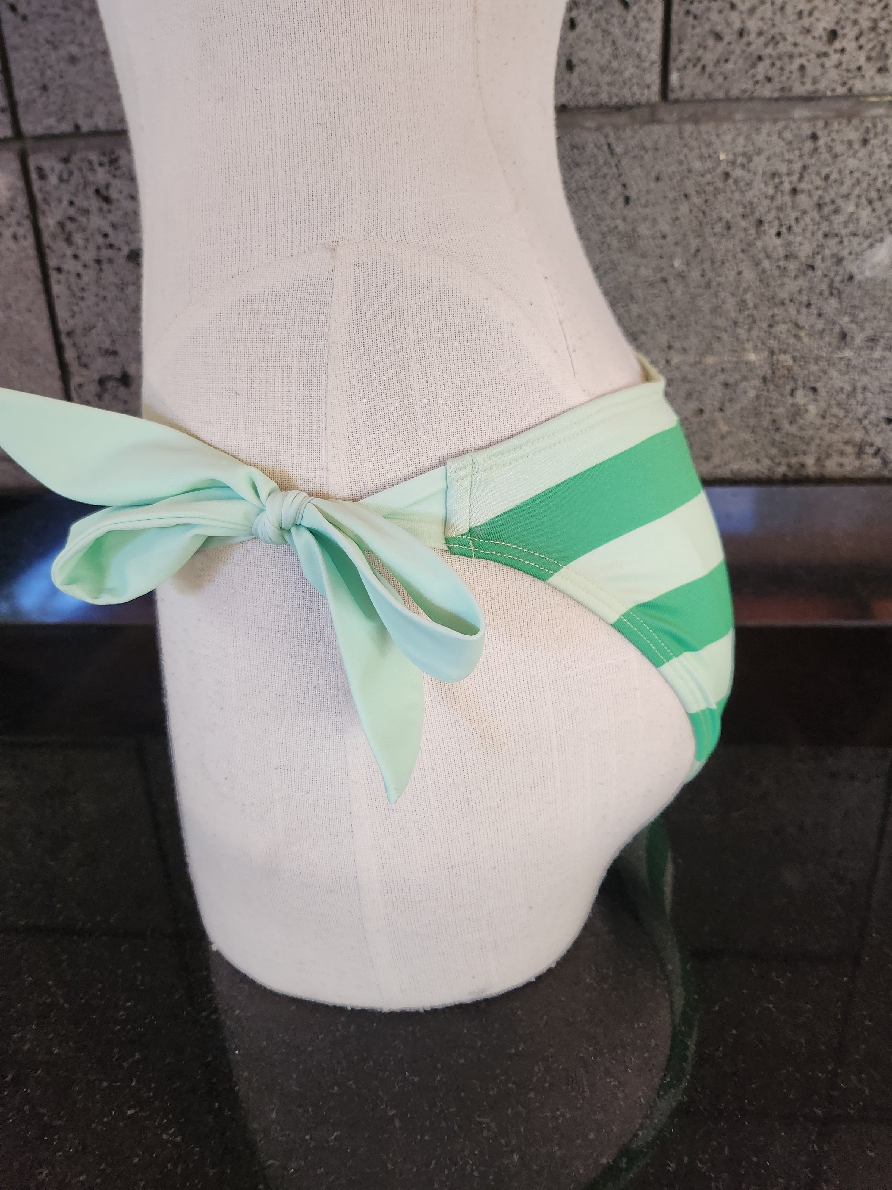 Loco Boutique BST Side Ties