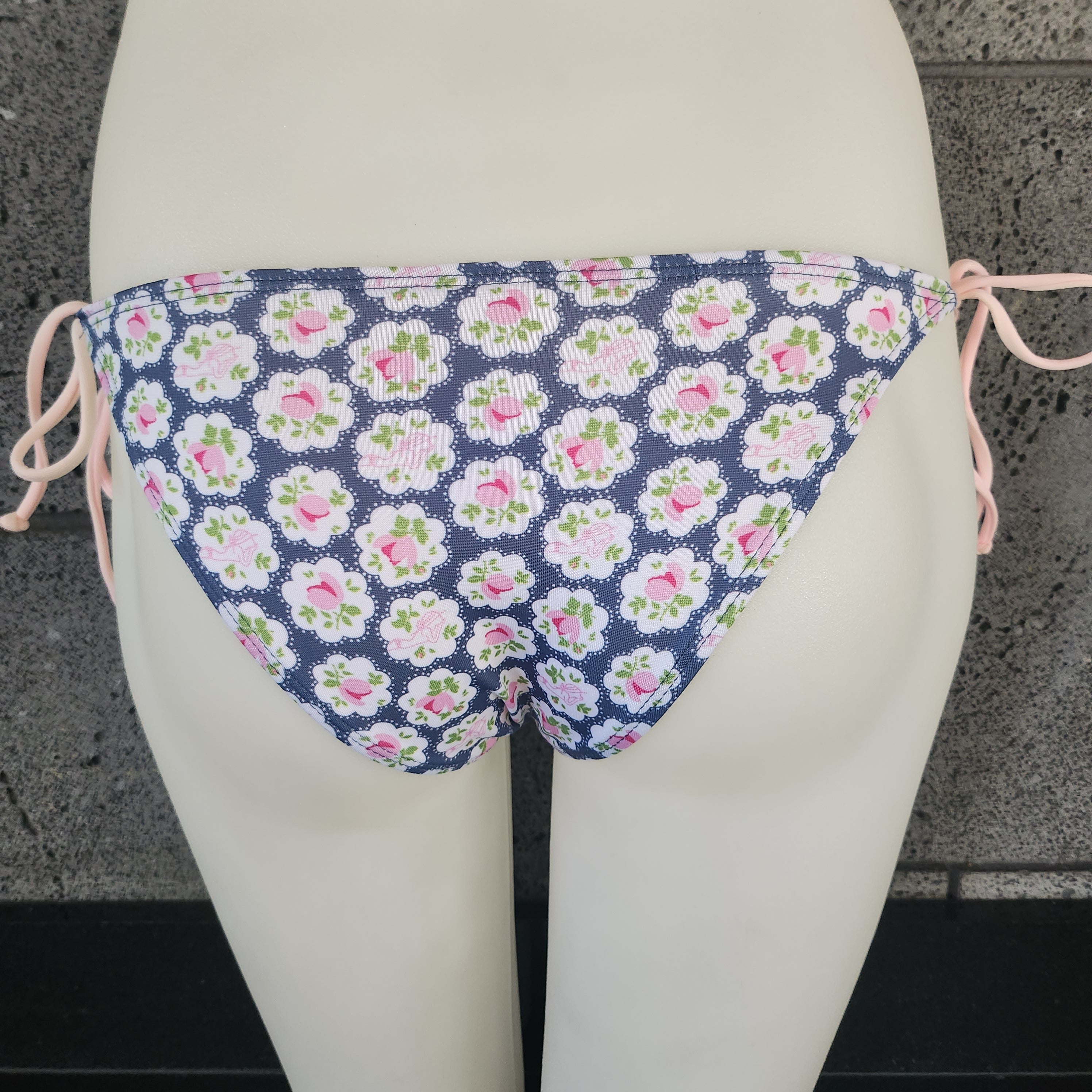 Loco Boutique Chine Side Ties