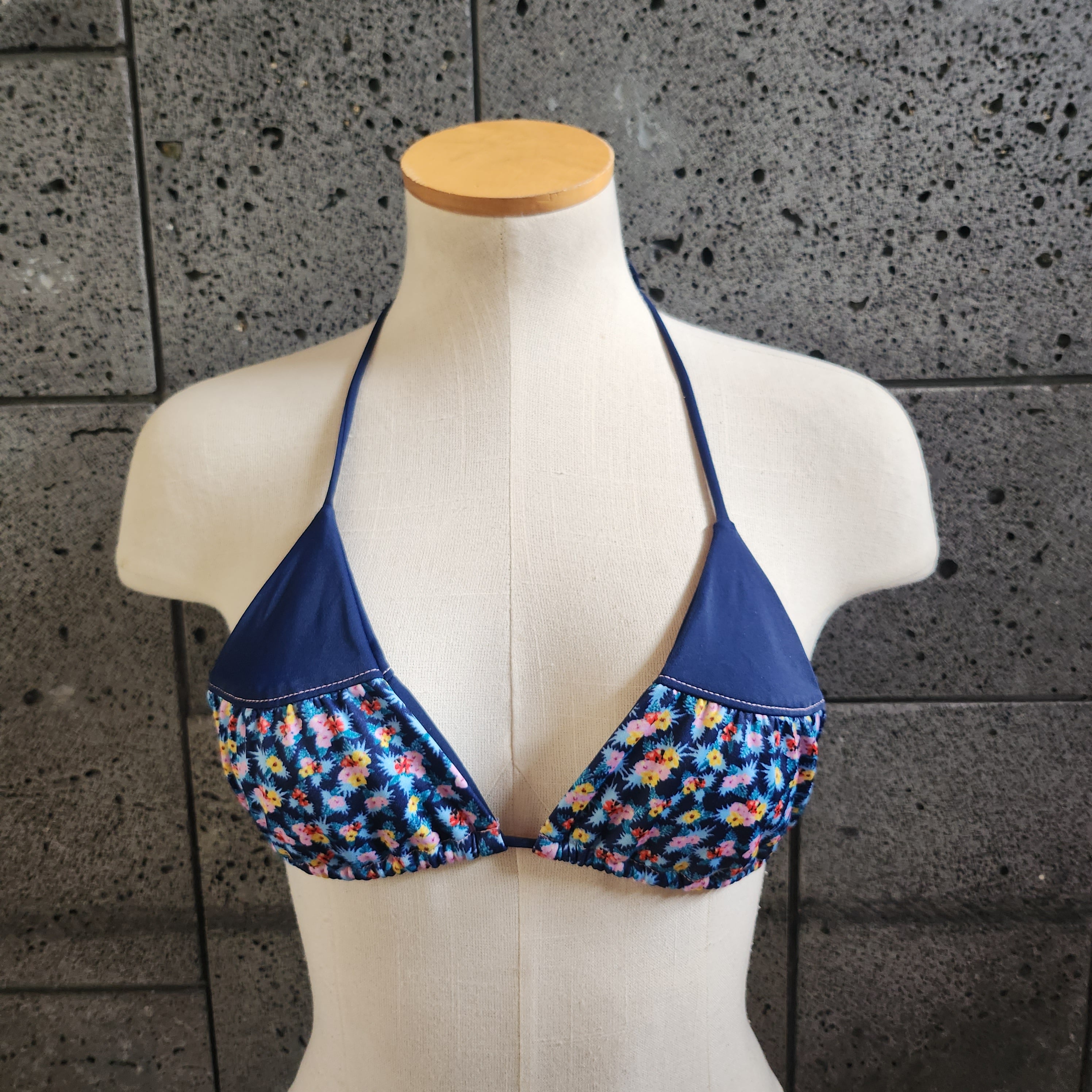 Loco Boutique Flower Shower Reversible Triangle