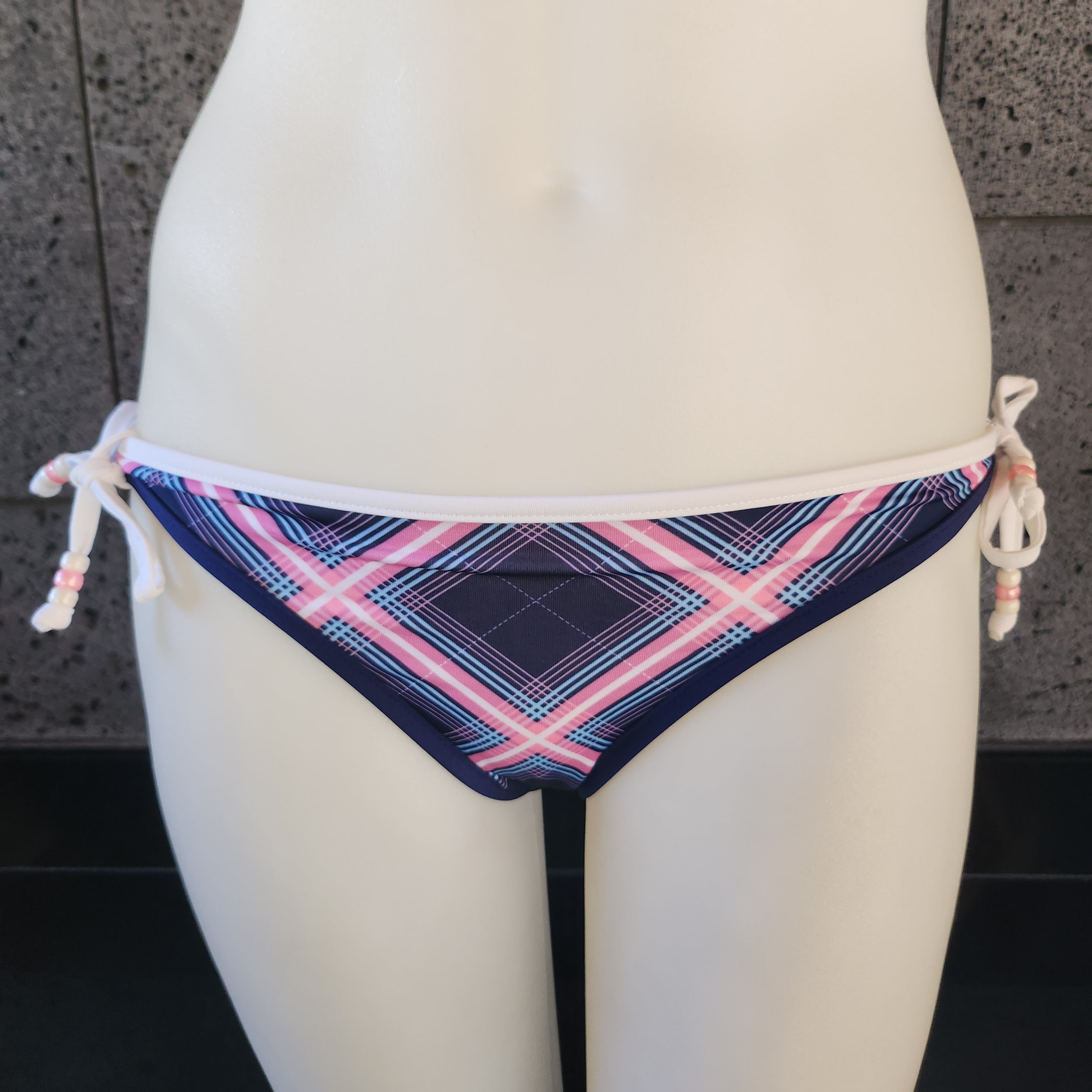 Loco Boutique Scotchy Removable Bow