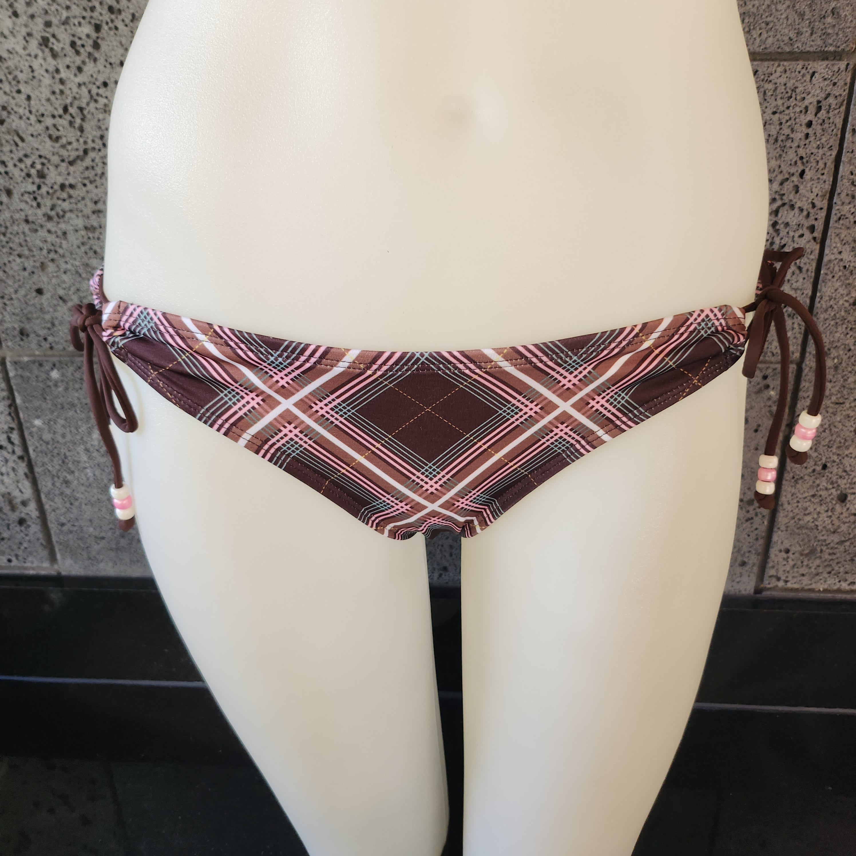 Loco Boutique Scotchy Keyhole Gather