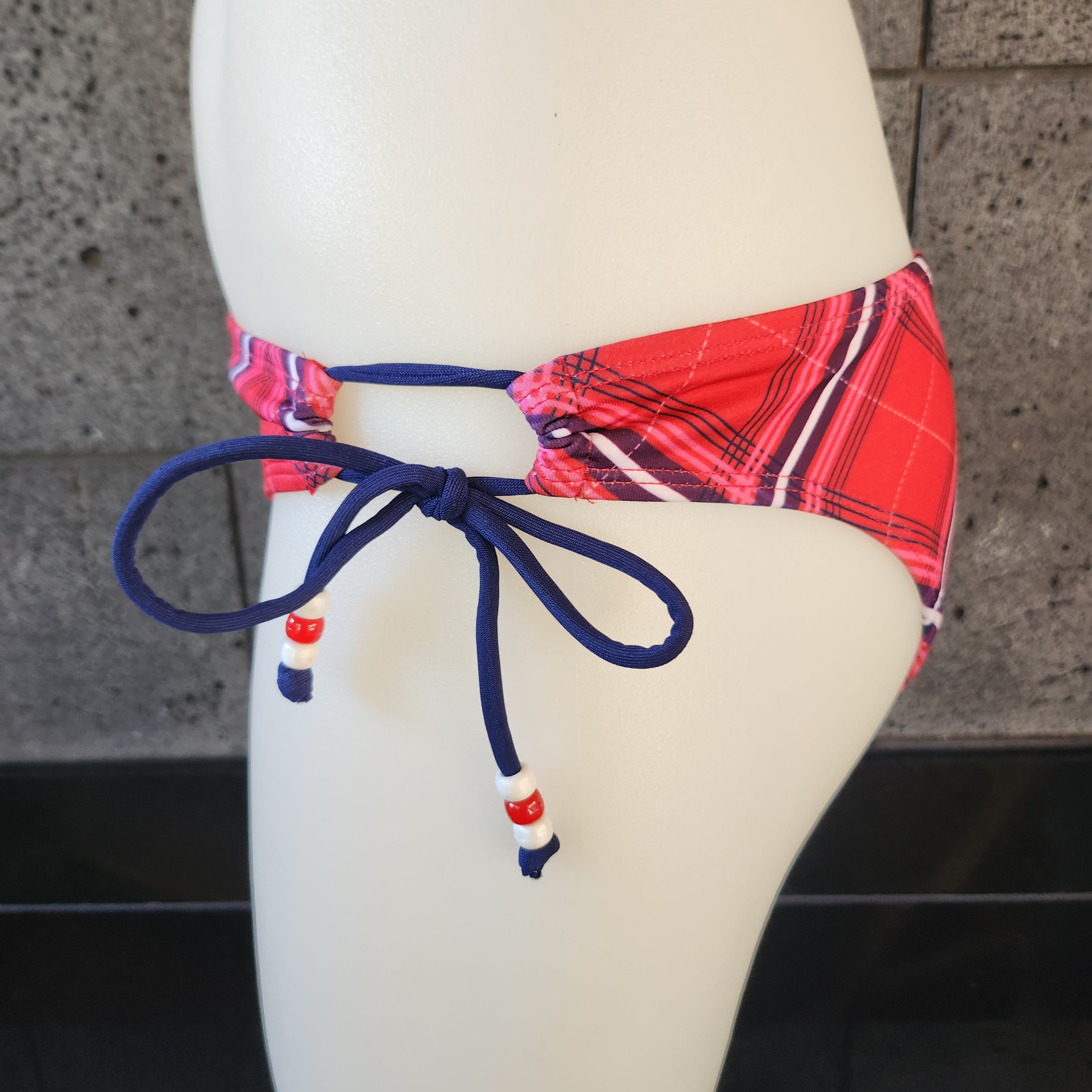 Loco Boutique Scotchy Keyhole Gather