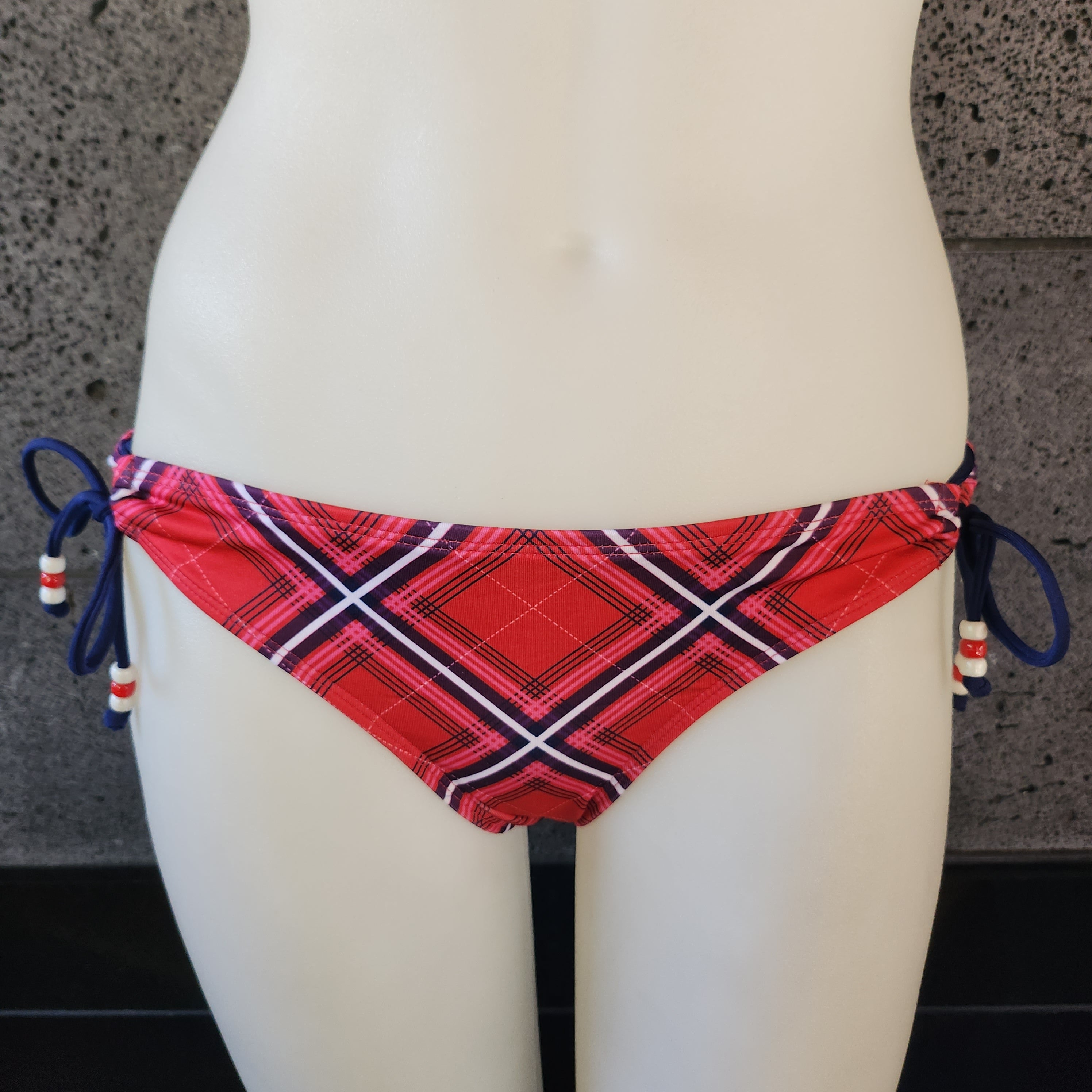 Loco Boutique Scotchy Keyhole Gather