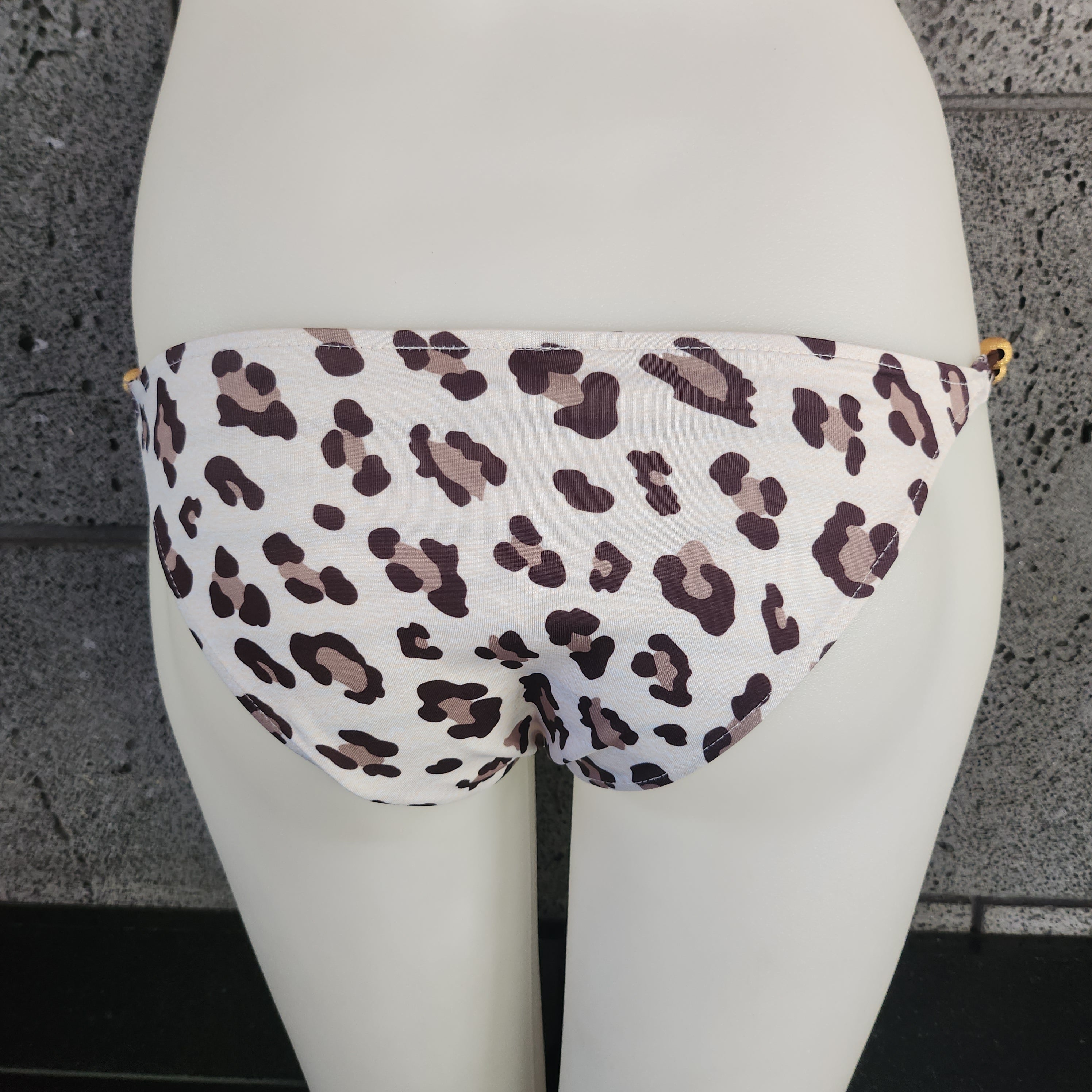 Loco Boutique Jaguar Reversible Spaghetti Sides