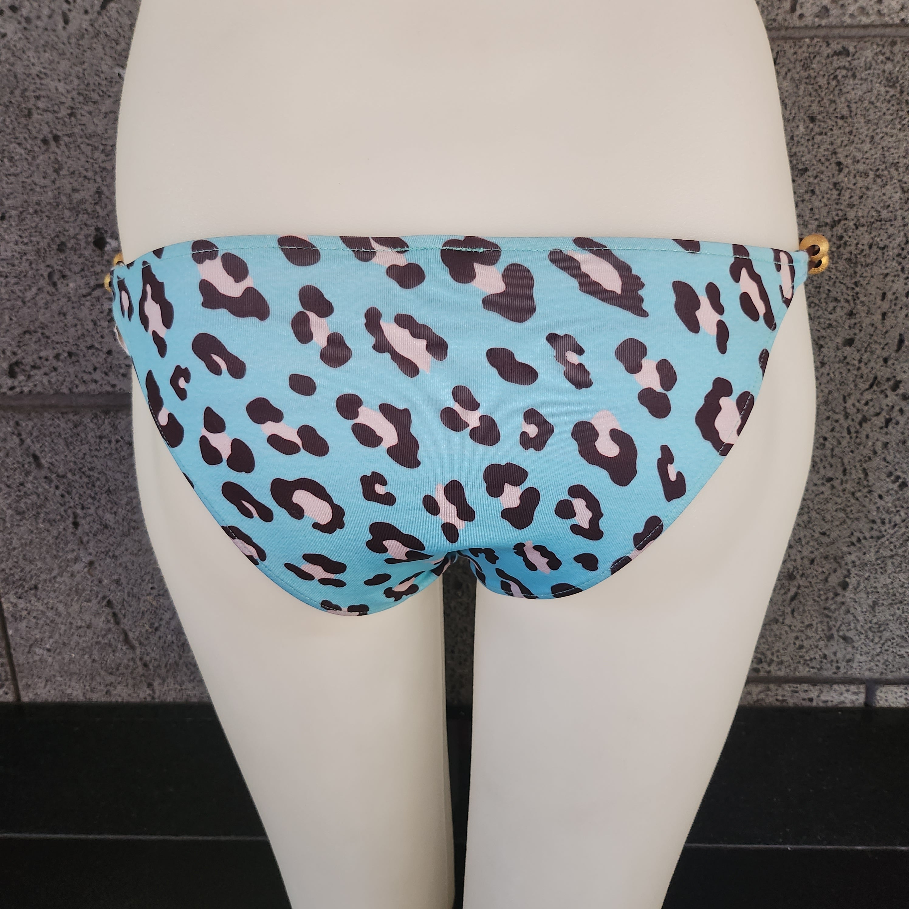 Loco Boutique Jaguar Reversible Spaghetti Sides