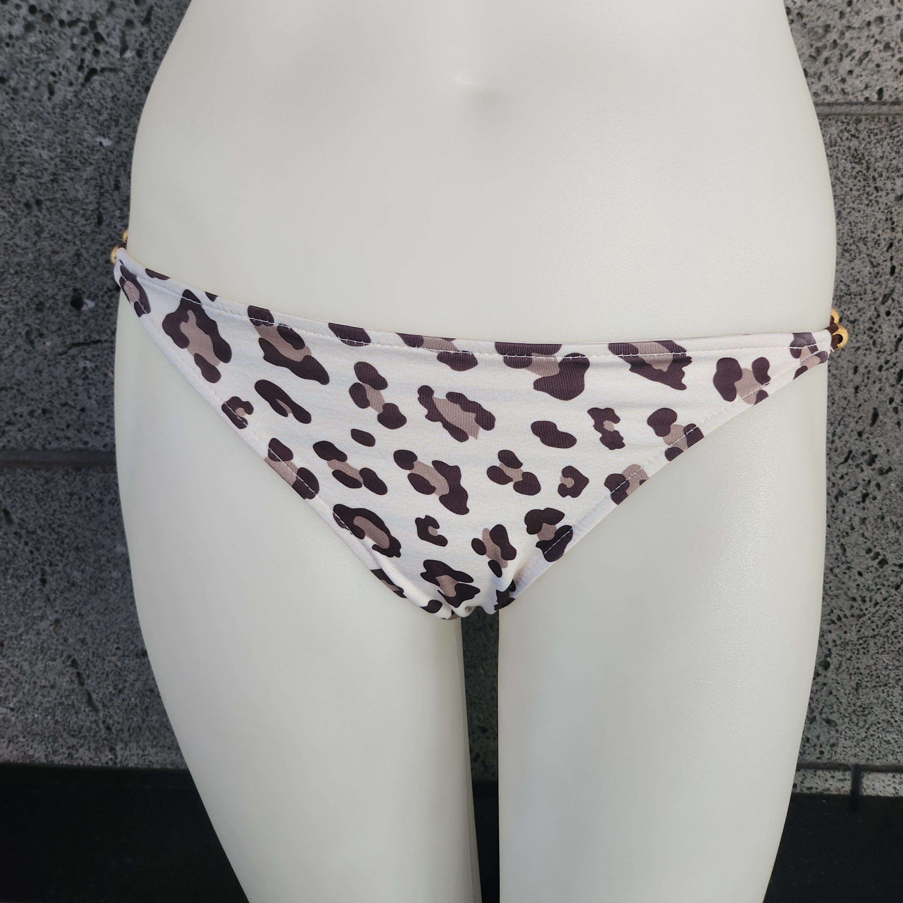 Loco Boutique Jaguar Reversible Spaghetti Sides