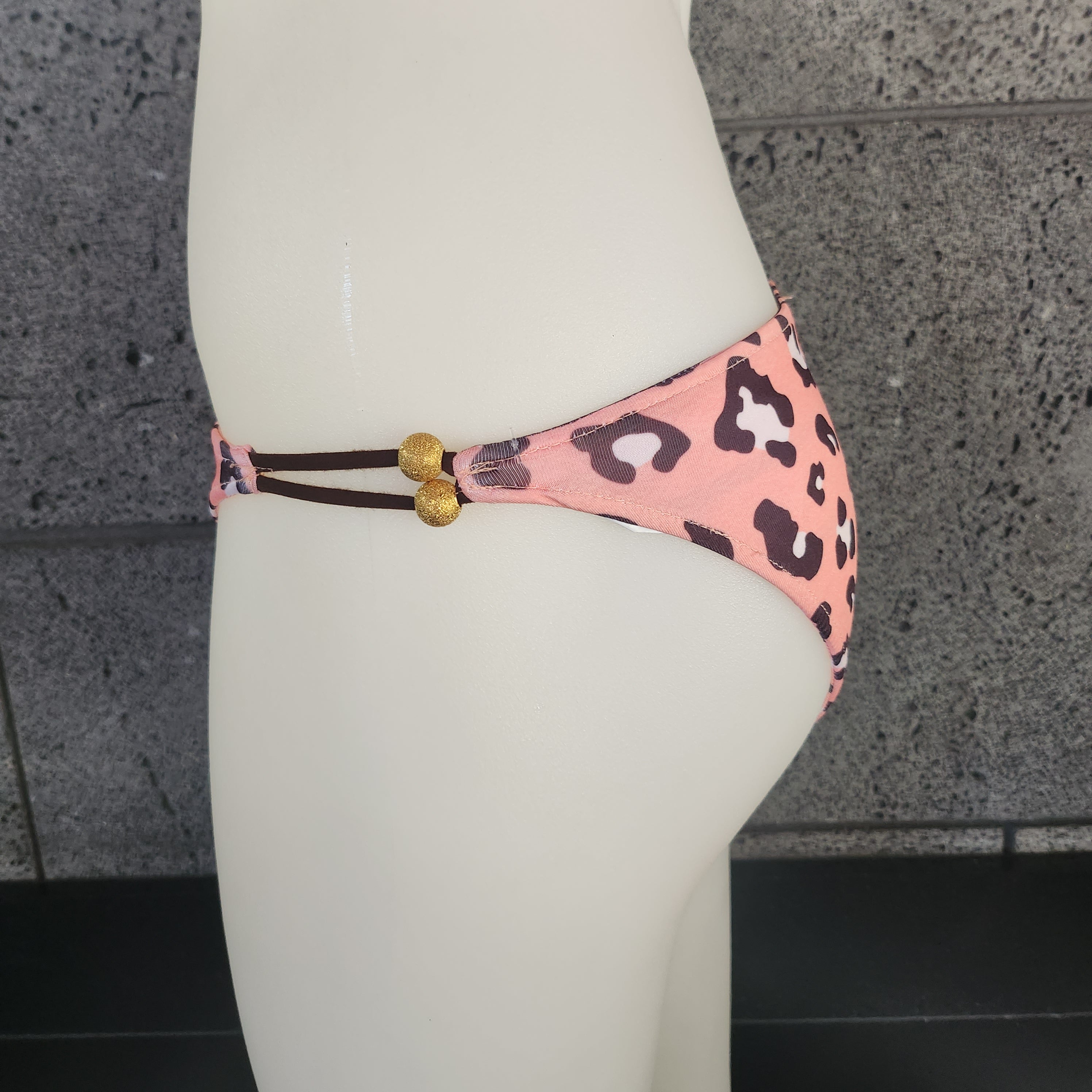 Loco Boutique Jaguar Reversible Spaghetti Sides