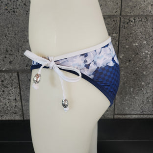 Loco Boutique Pane Removable Bows