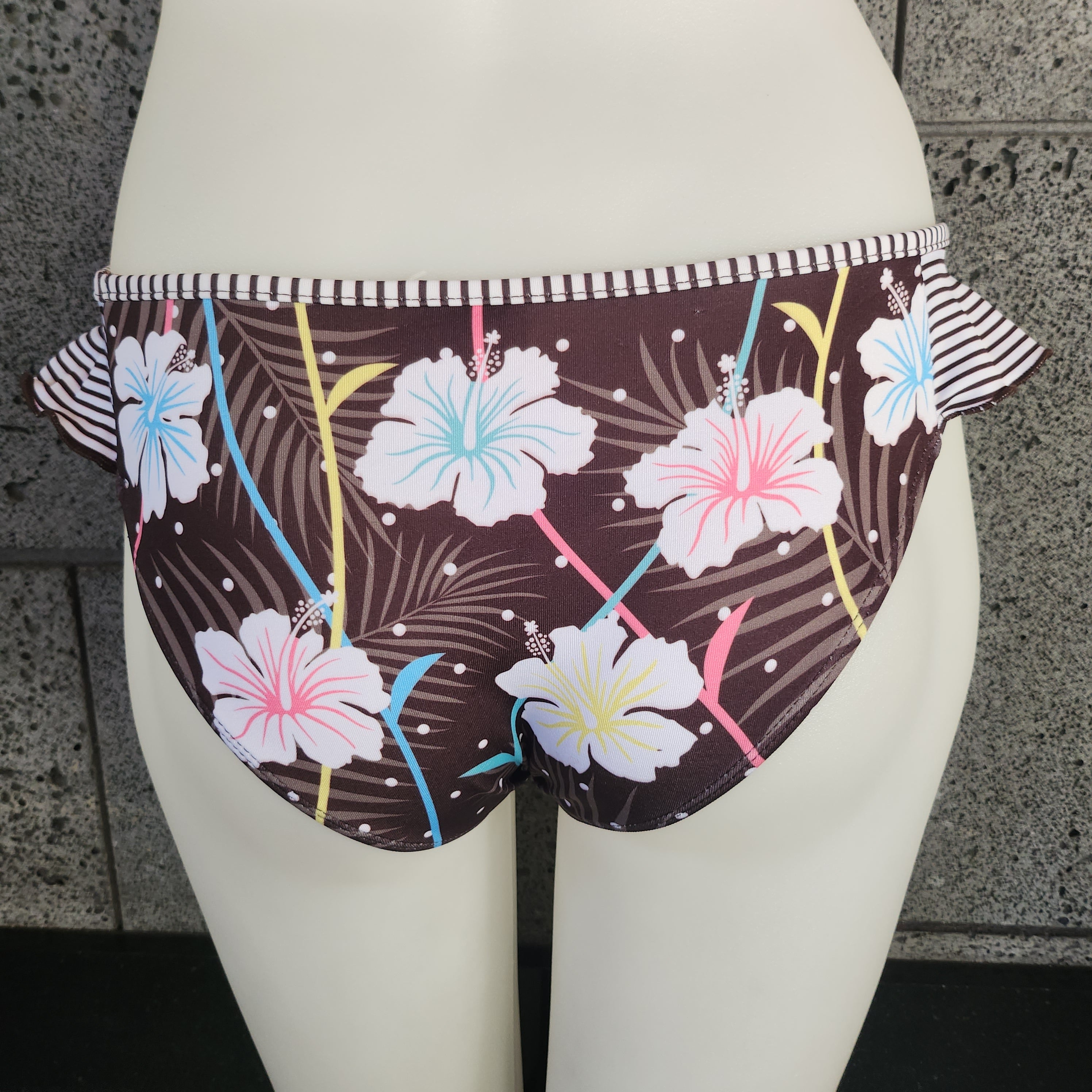 Loco Boutique Jump Side Ruffle