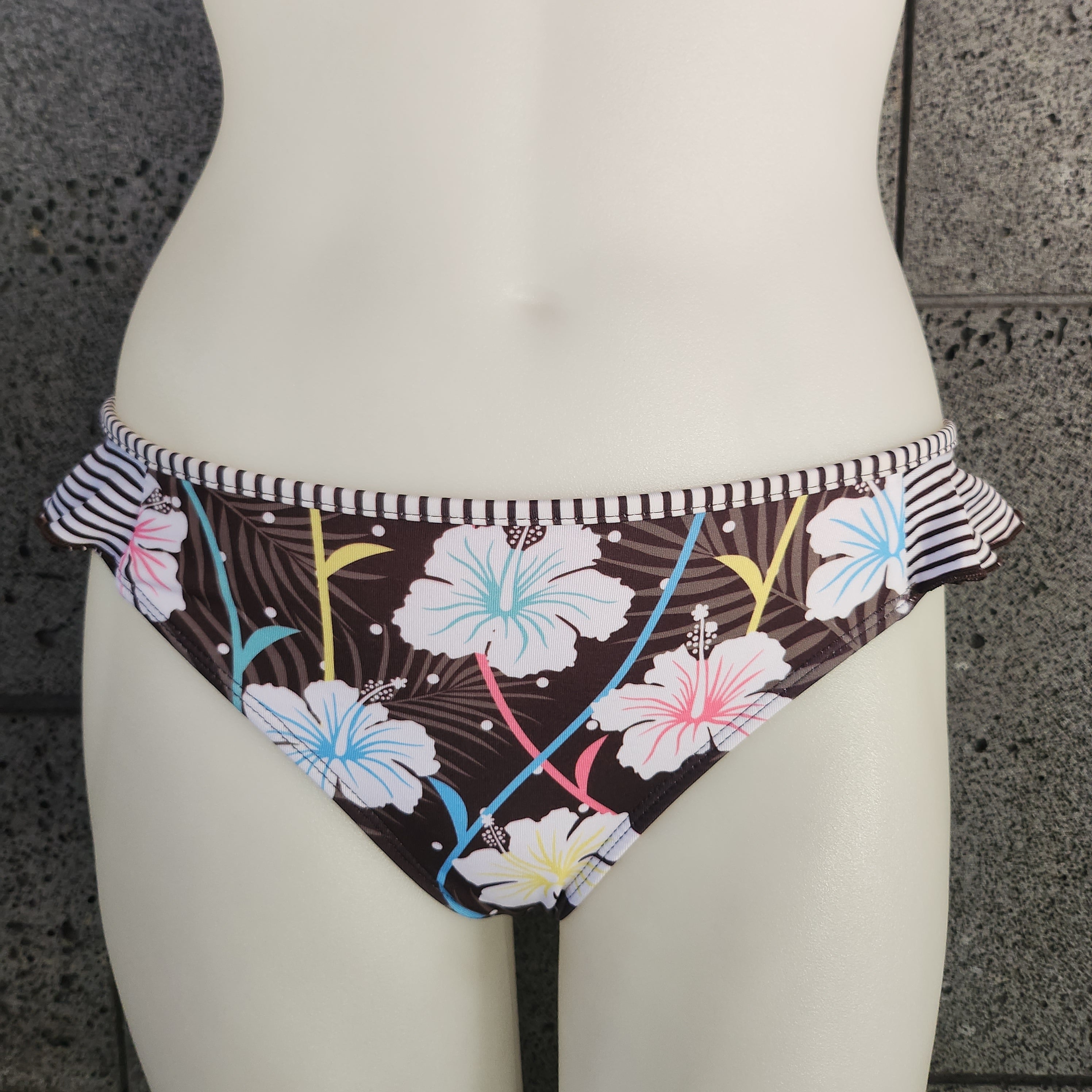 Loco Boutique Jump Side Ruffle