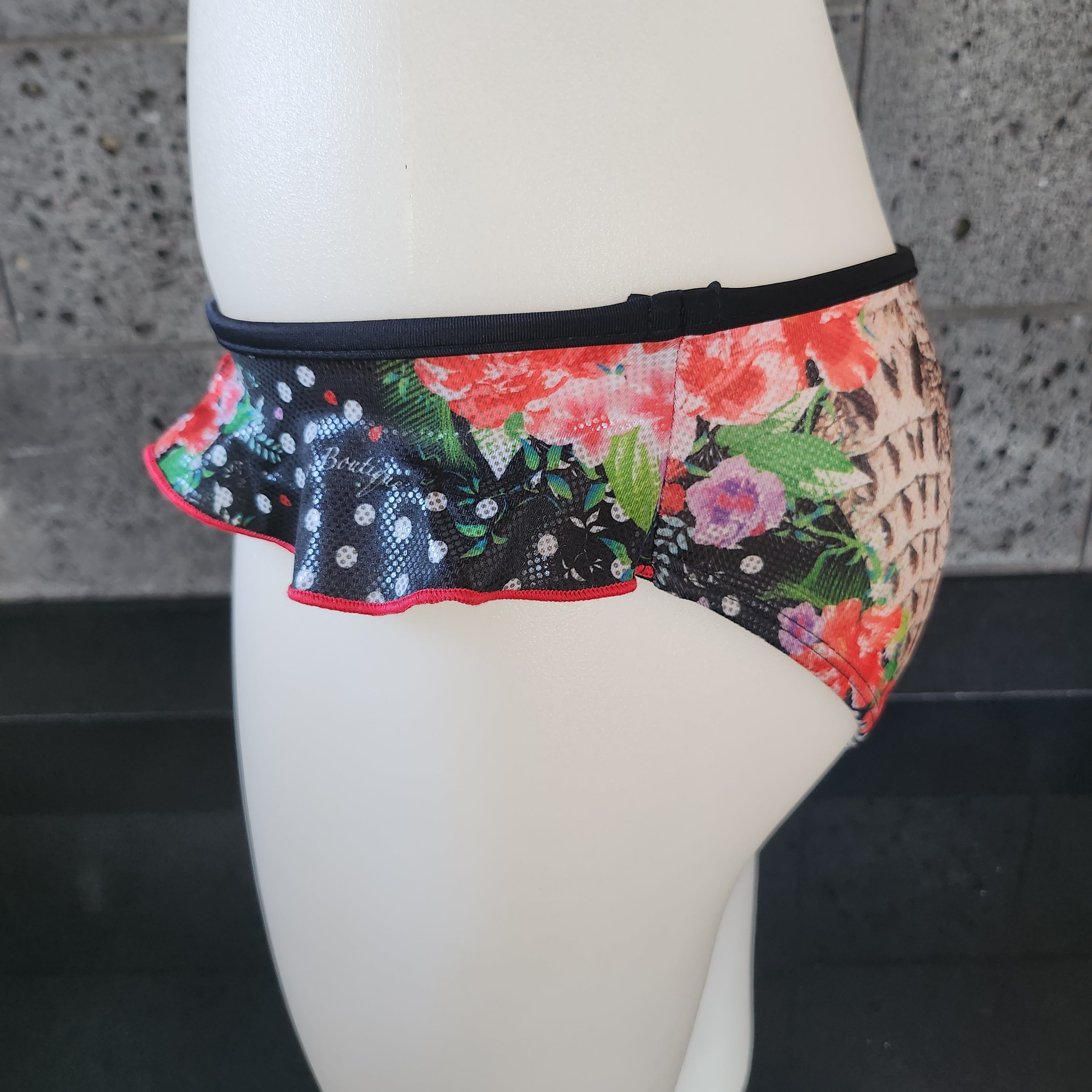 Loco Boutique Snake Side Ruffled