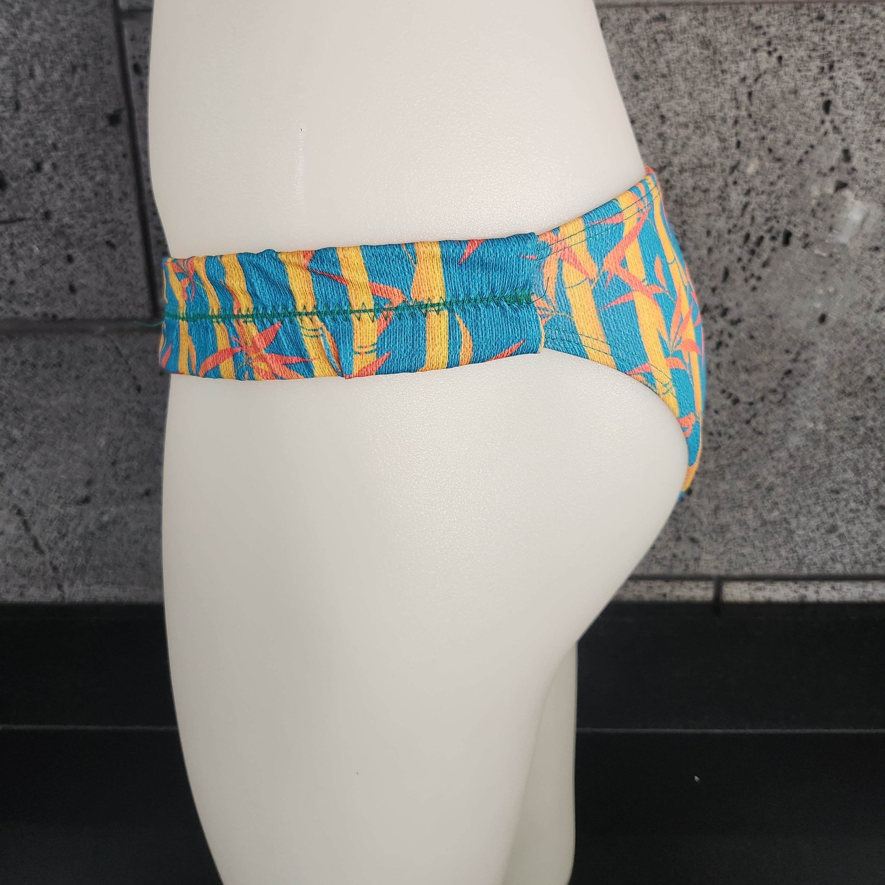 Loco Boutique Bamboo Gathered Banded Sides