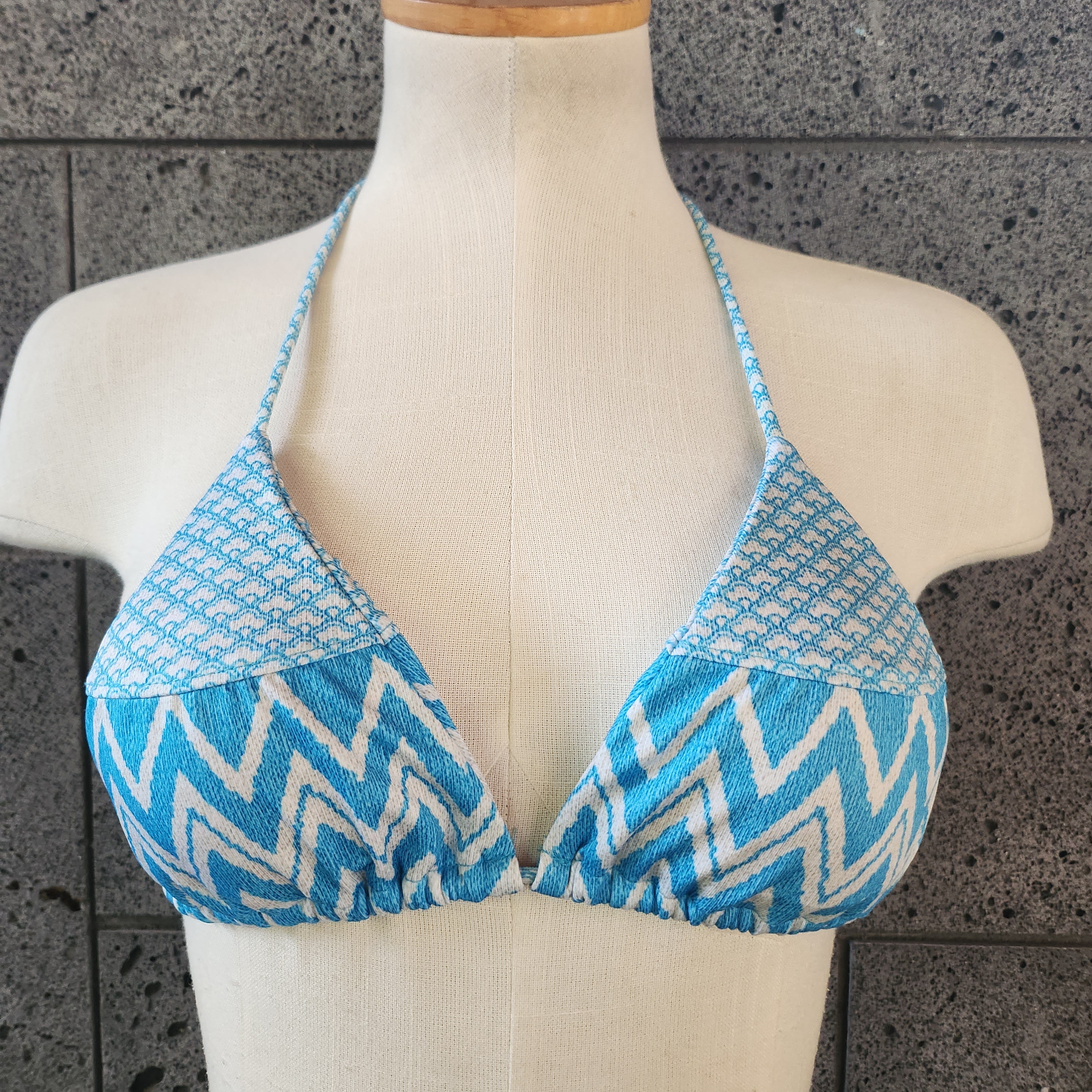 Loco Boutique Loco Zig Zag Gathered Sliding Triangle