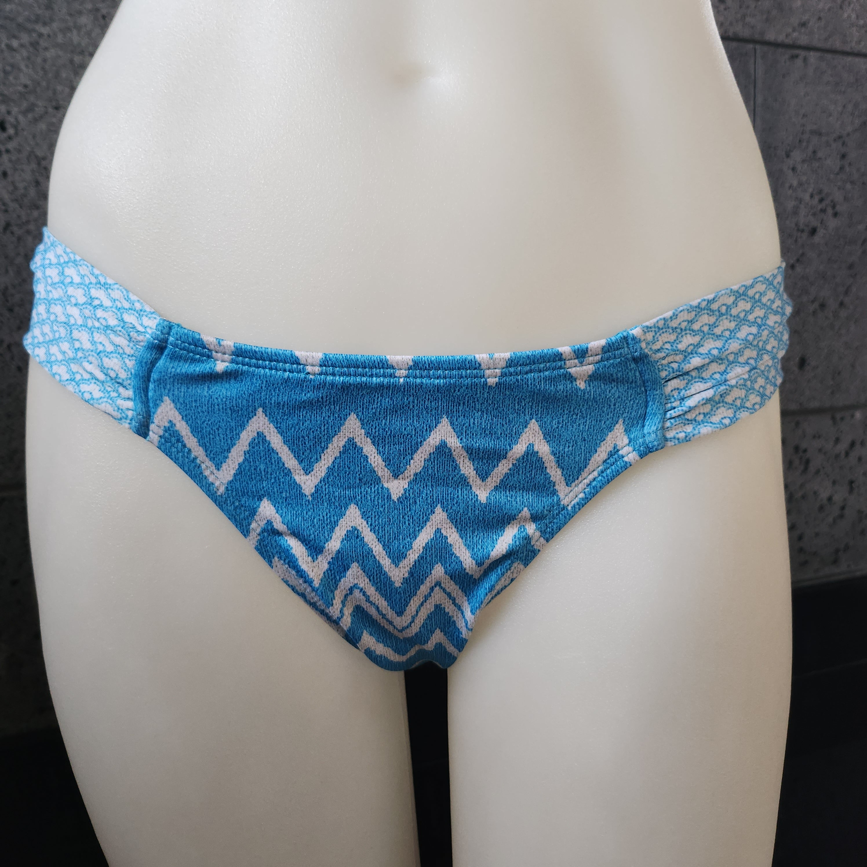 Loco Boutique Loco Zig Zag Banded Sides