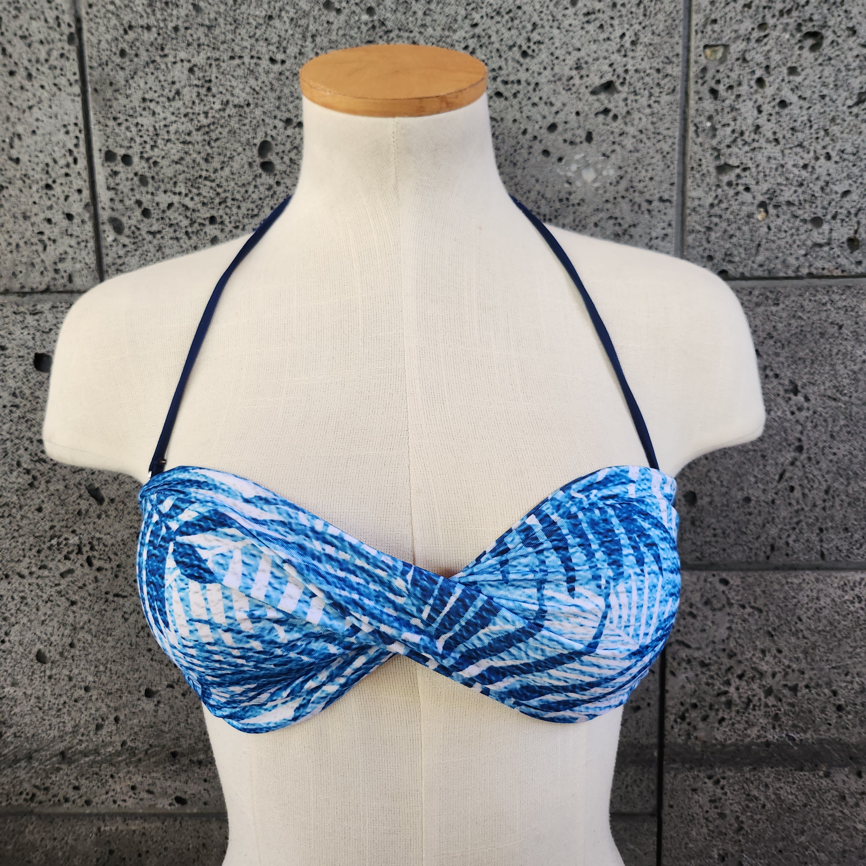 Loco Boutique Kilauea Twisted Bandeau