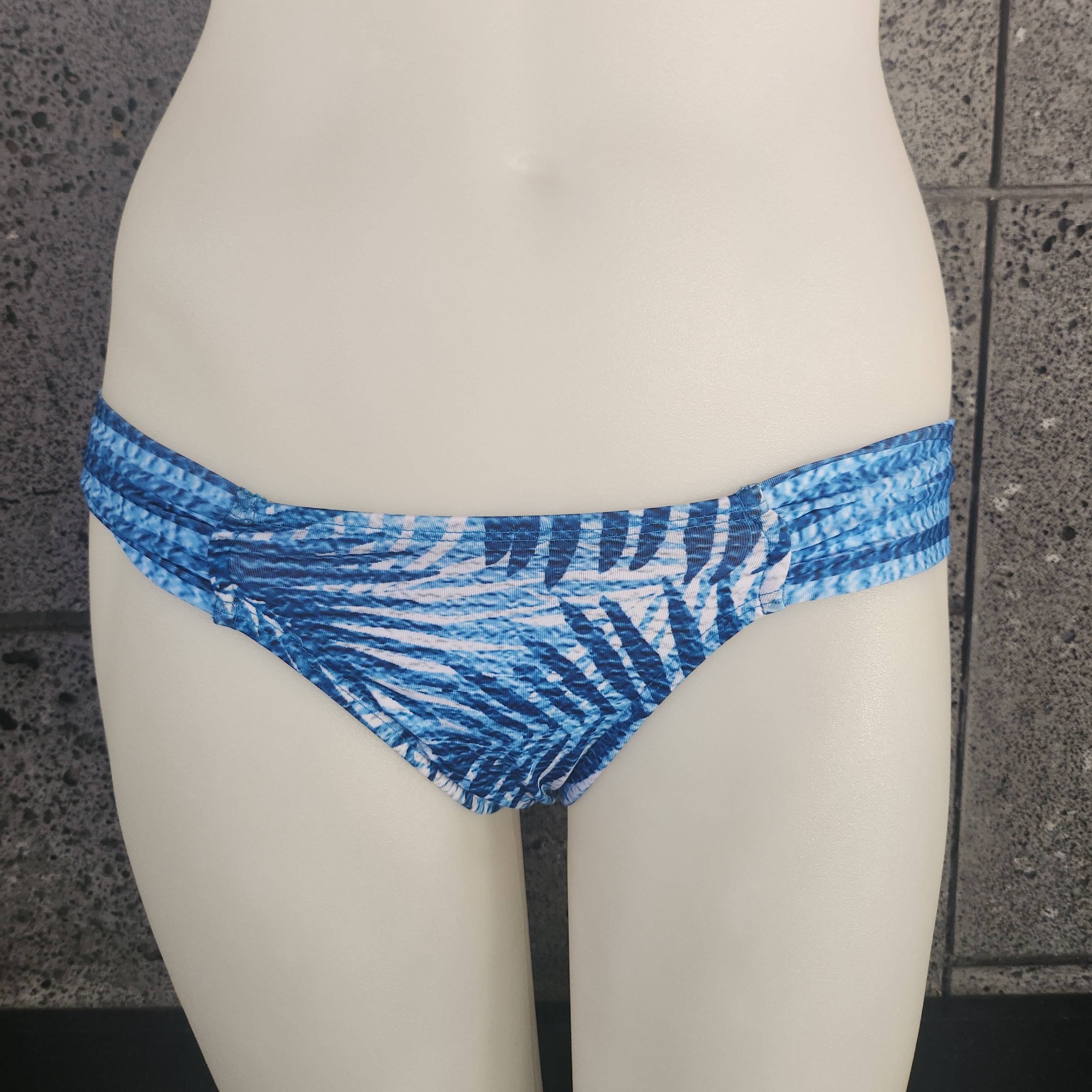 Loco Boutique Kilauea Banded Sides