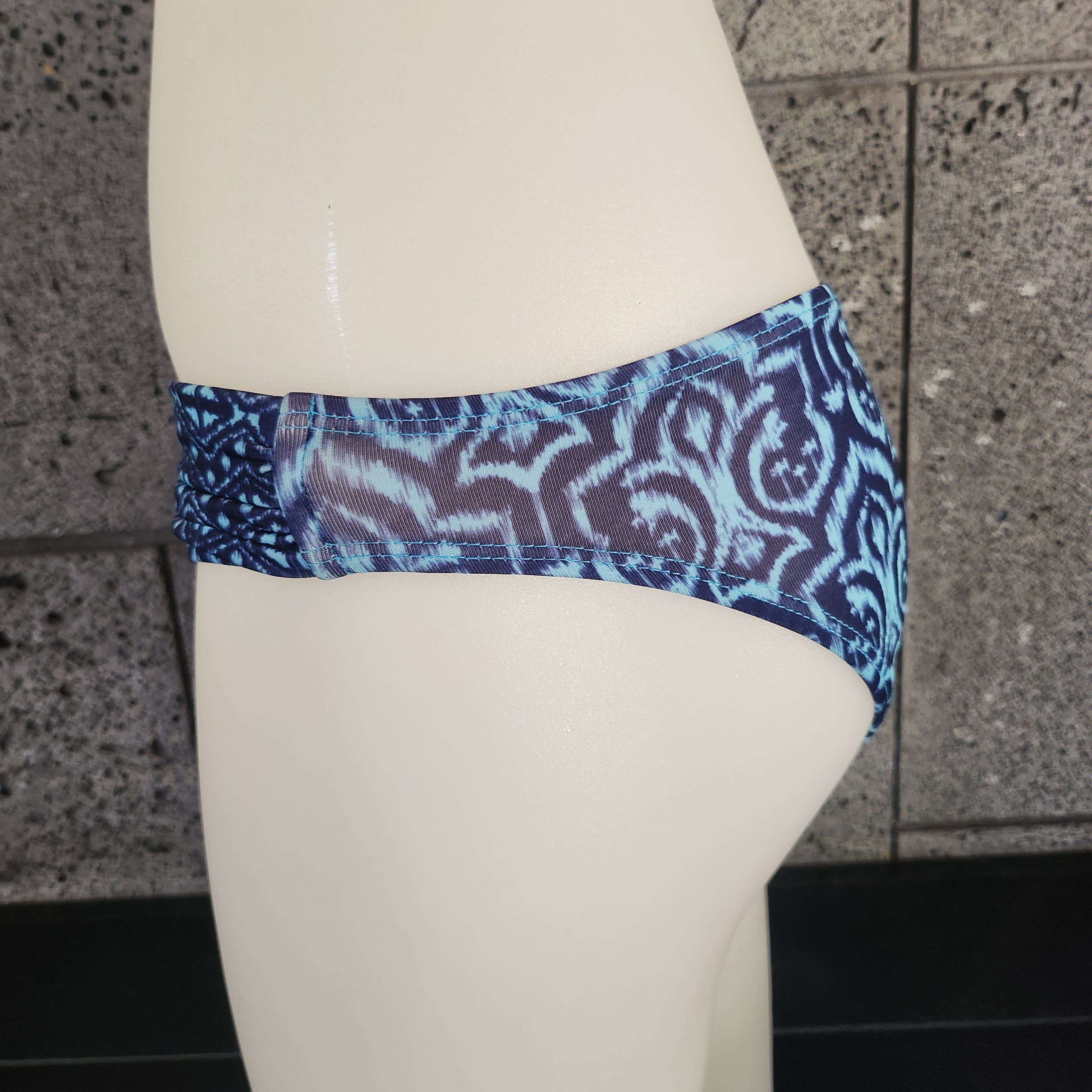 Loco Boutique Indo Twisted Band