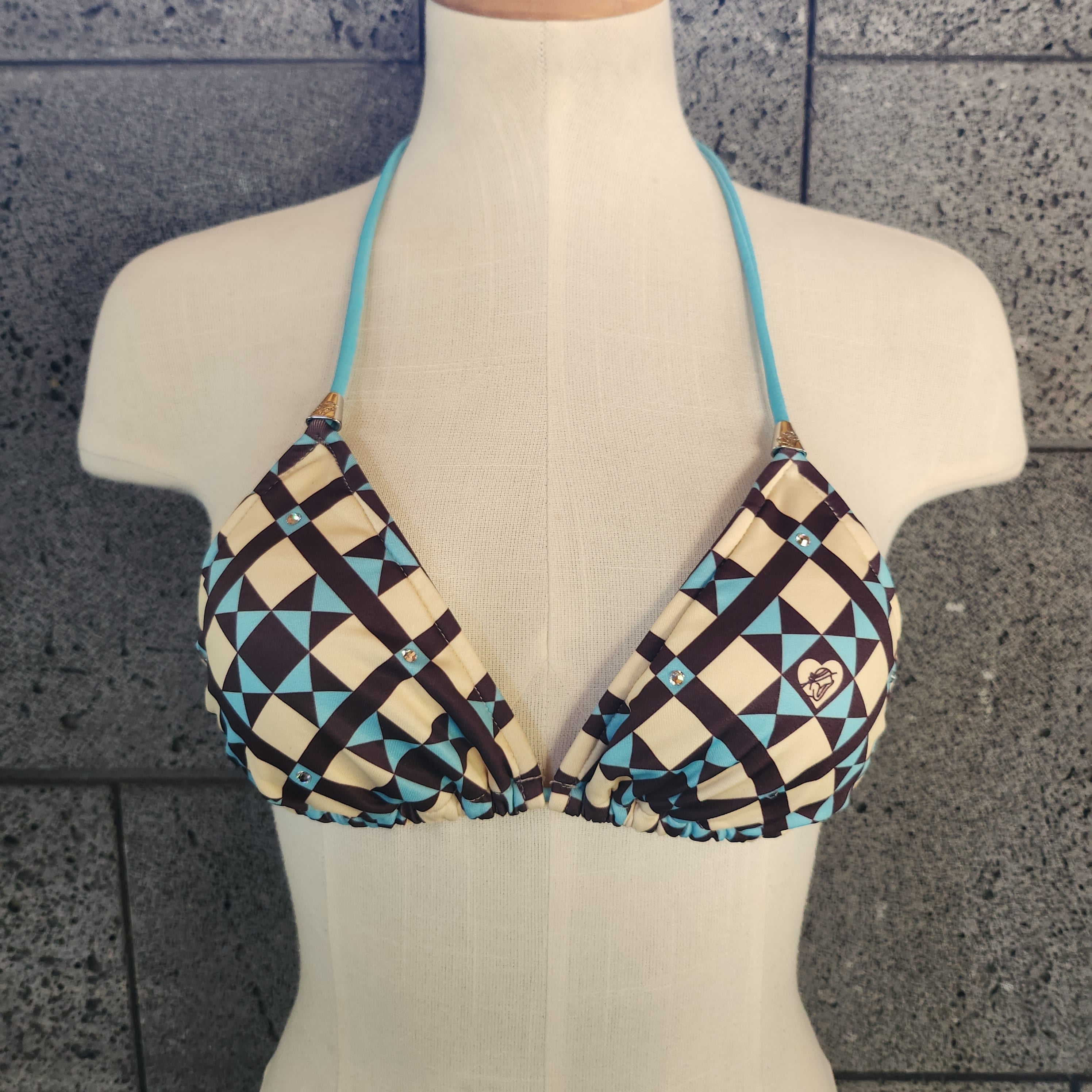 Loco Boutique Diagram Sliding Triangle