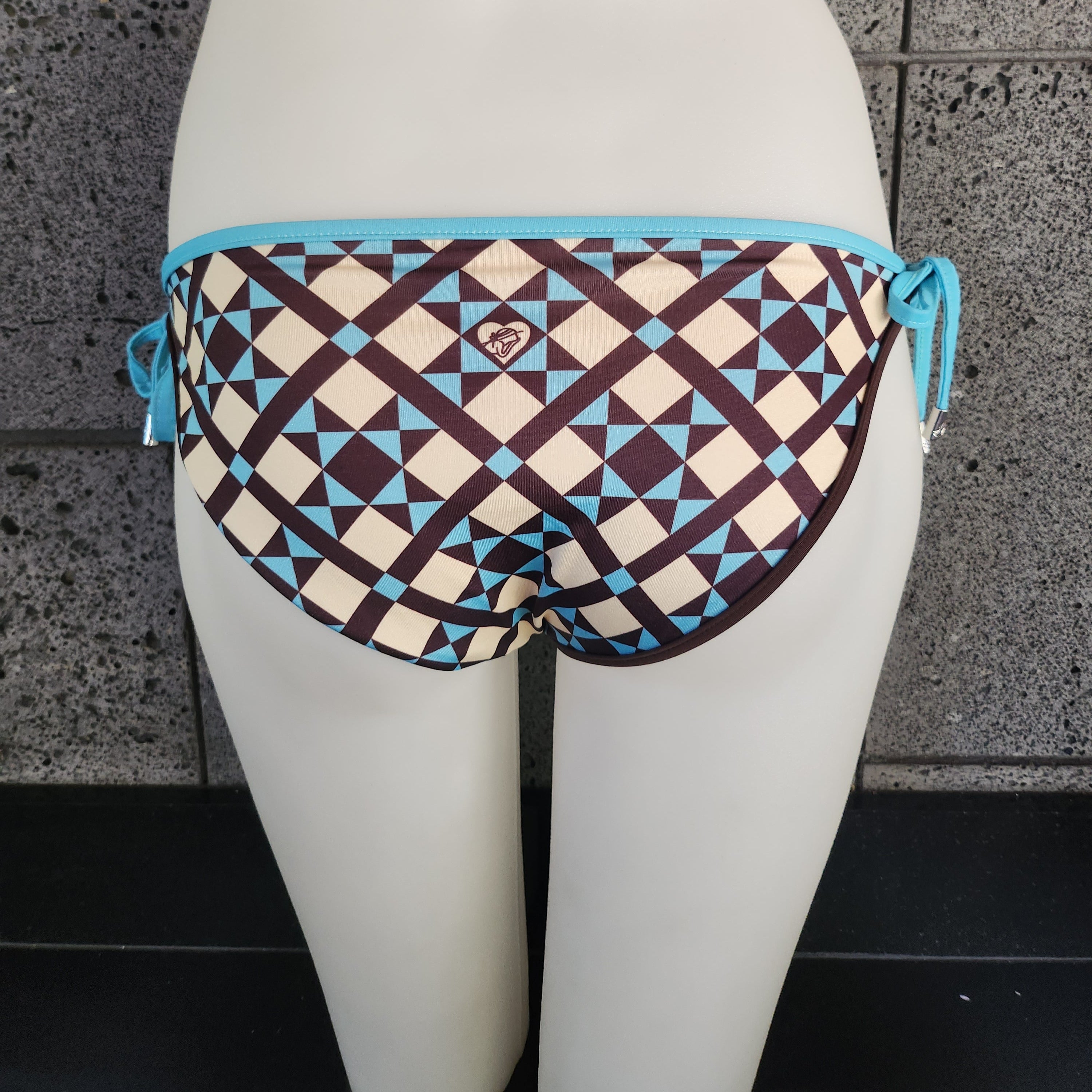 Loco Boutique Diagram Removable Bows