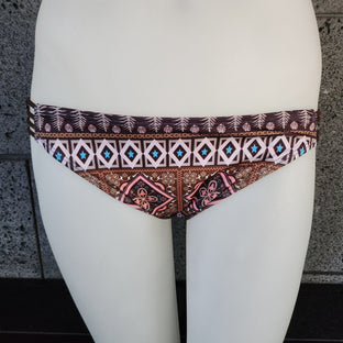 Loco Boutique Egyptian Strappy Spaghetti Sides