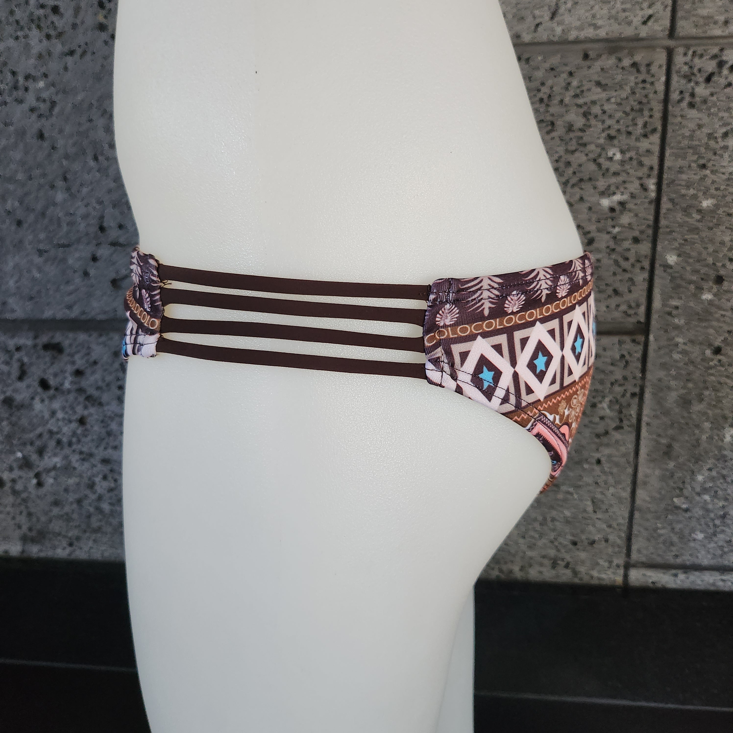 Loco Boutique Egyptian Strappy Spaghetti Sides