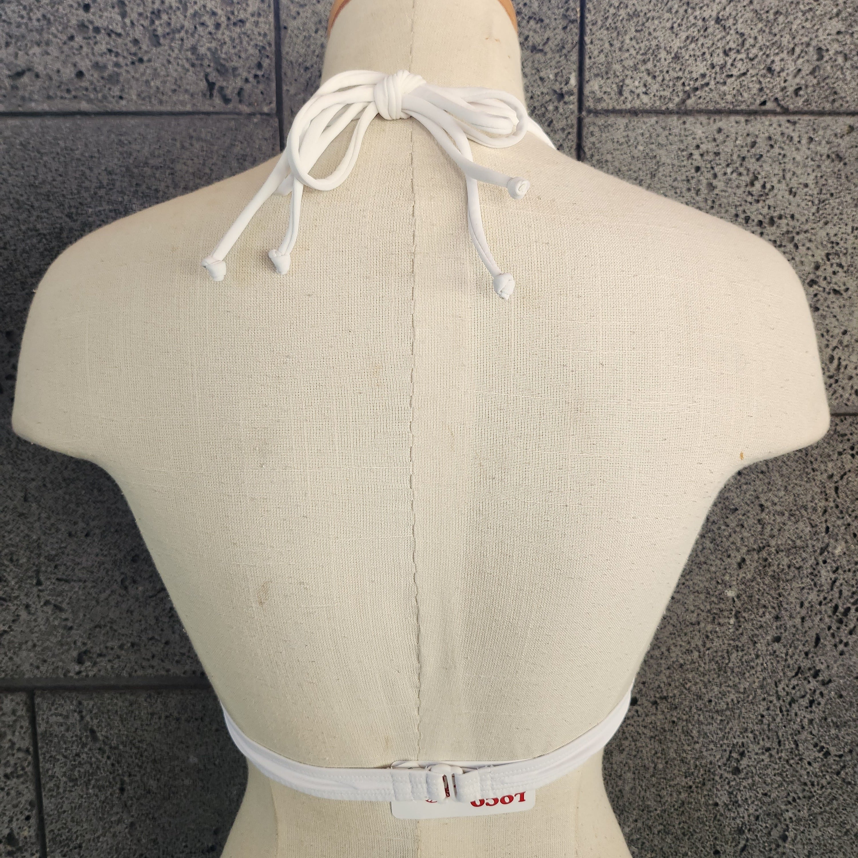 Pecho con banda frontal y abertura en la cerradura de arpillera de Loco Boutique