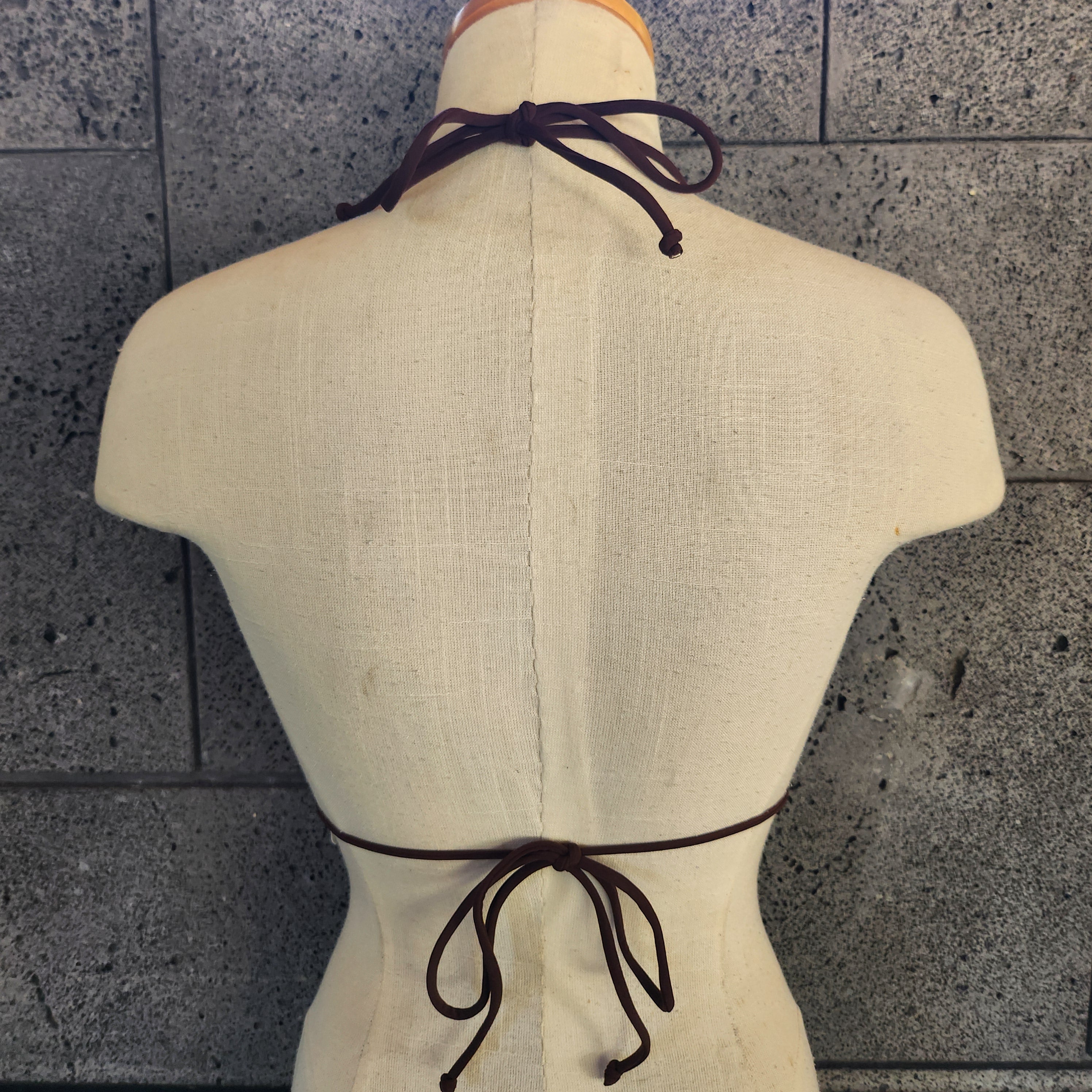Burlap Sliding Triangle - Loco Boutique