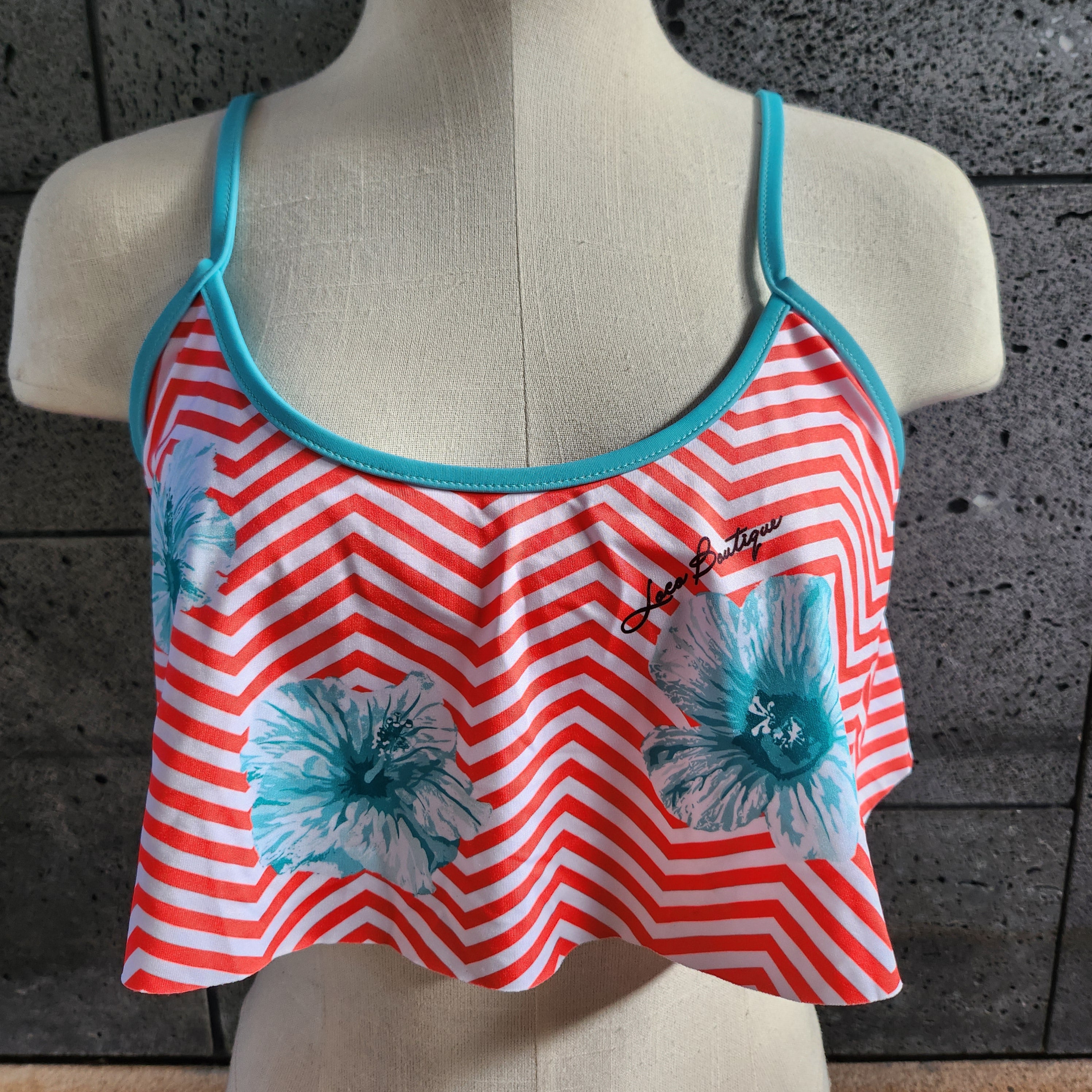 Loco Boutique Lora Sporty Crop Top