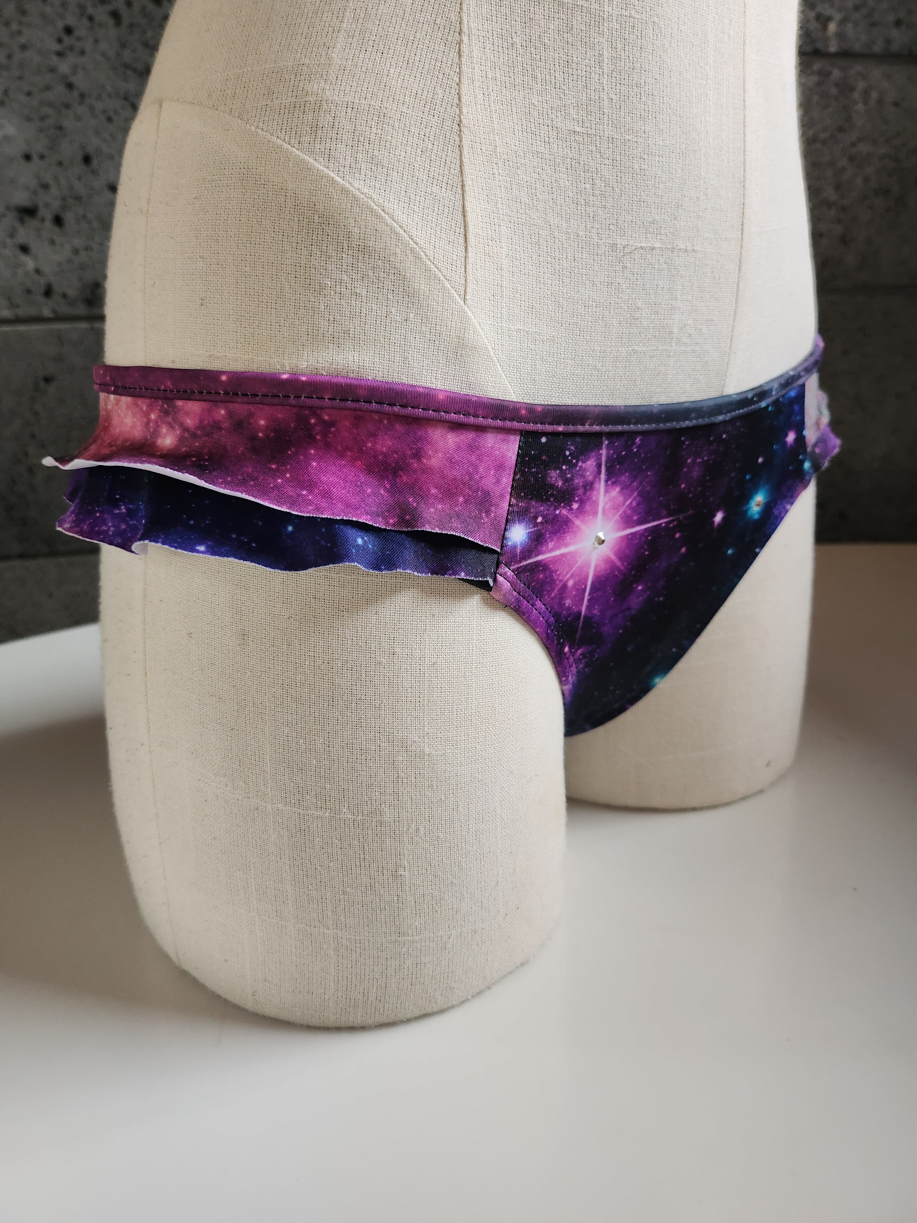 Loco Boutique Galaxy Double Side Ruffle