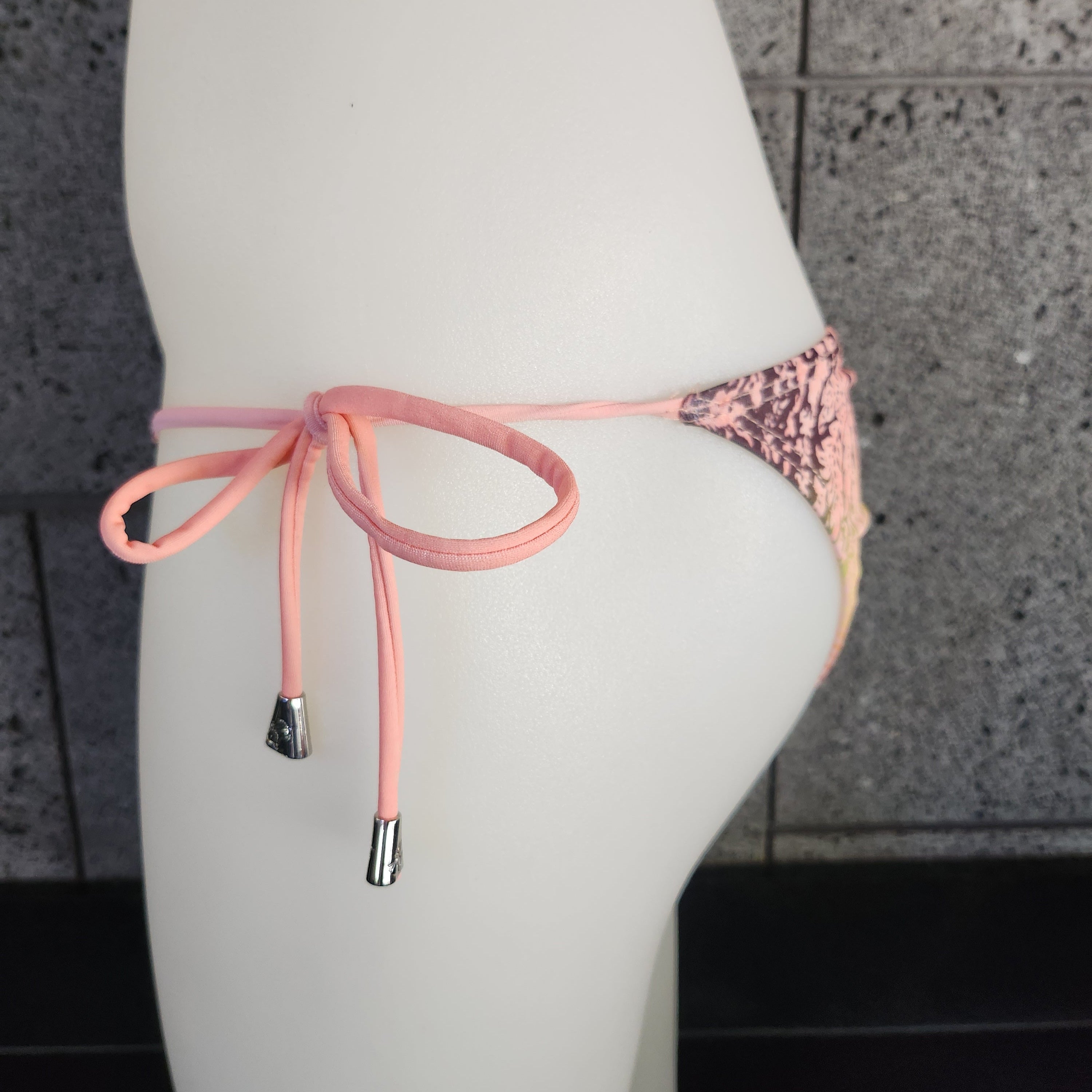 Bandana Cinched Back Side Ties - Loco Boutique