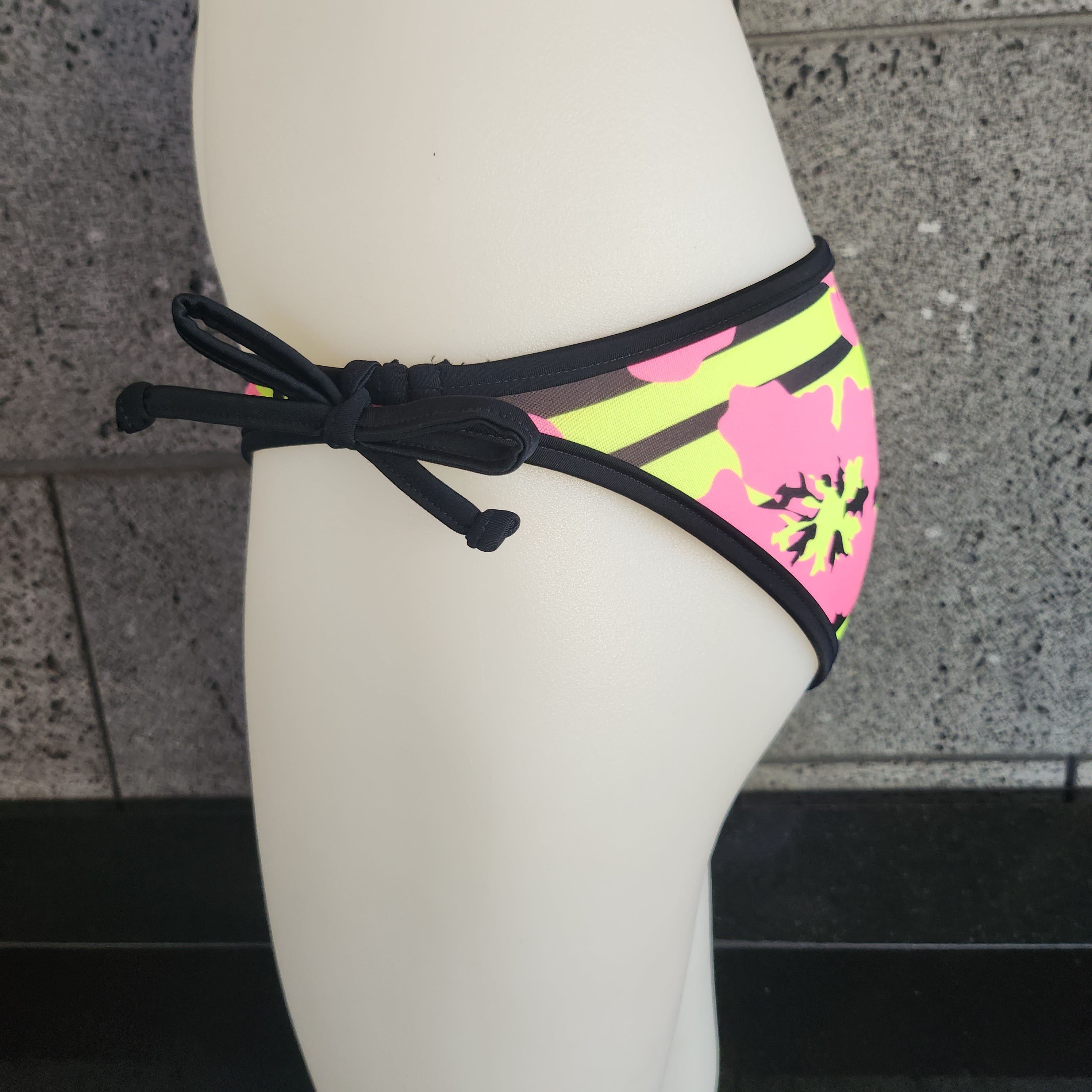 Loco Boutique Hibiscus Stripe Removable Bows