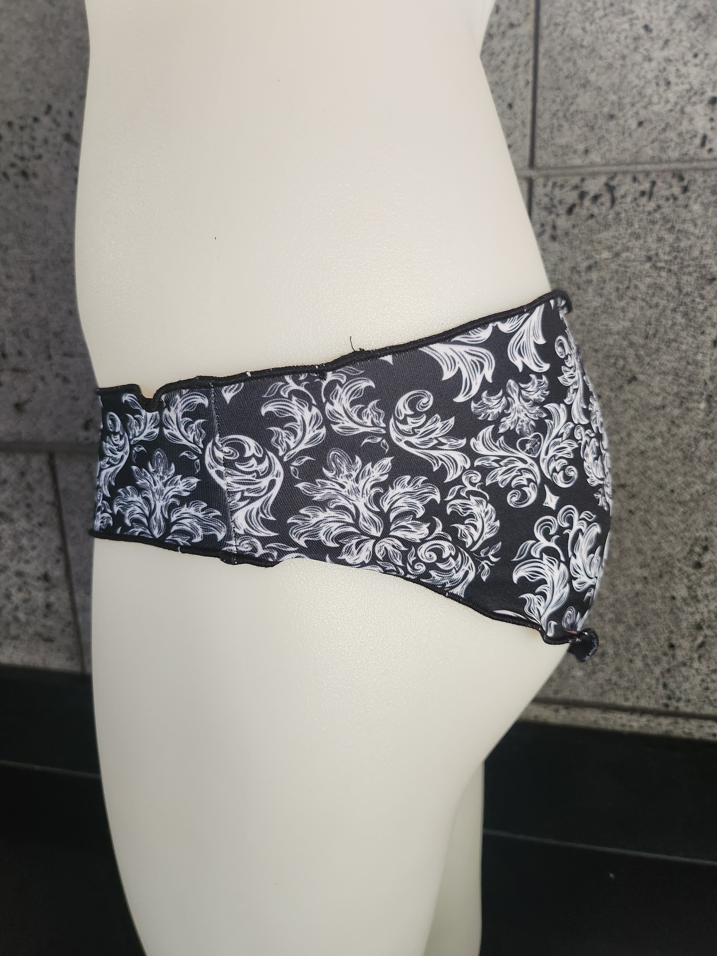 Loco Boutique Damask Low-Rise Edgeless