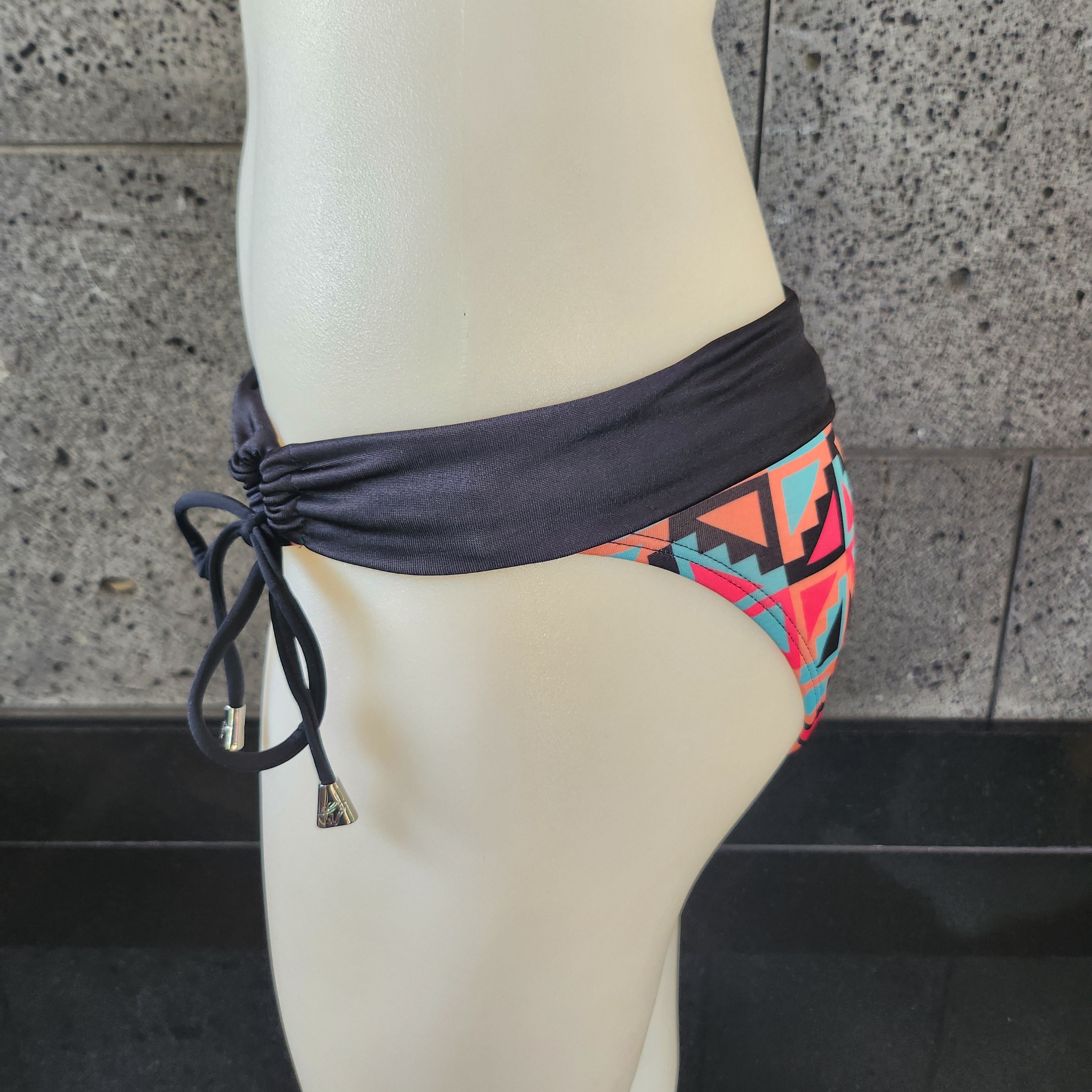 Loco Boutique Step Geo Folded Over