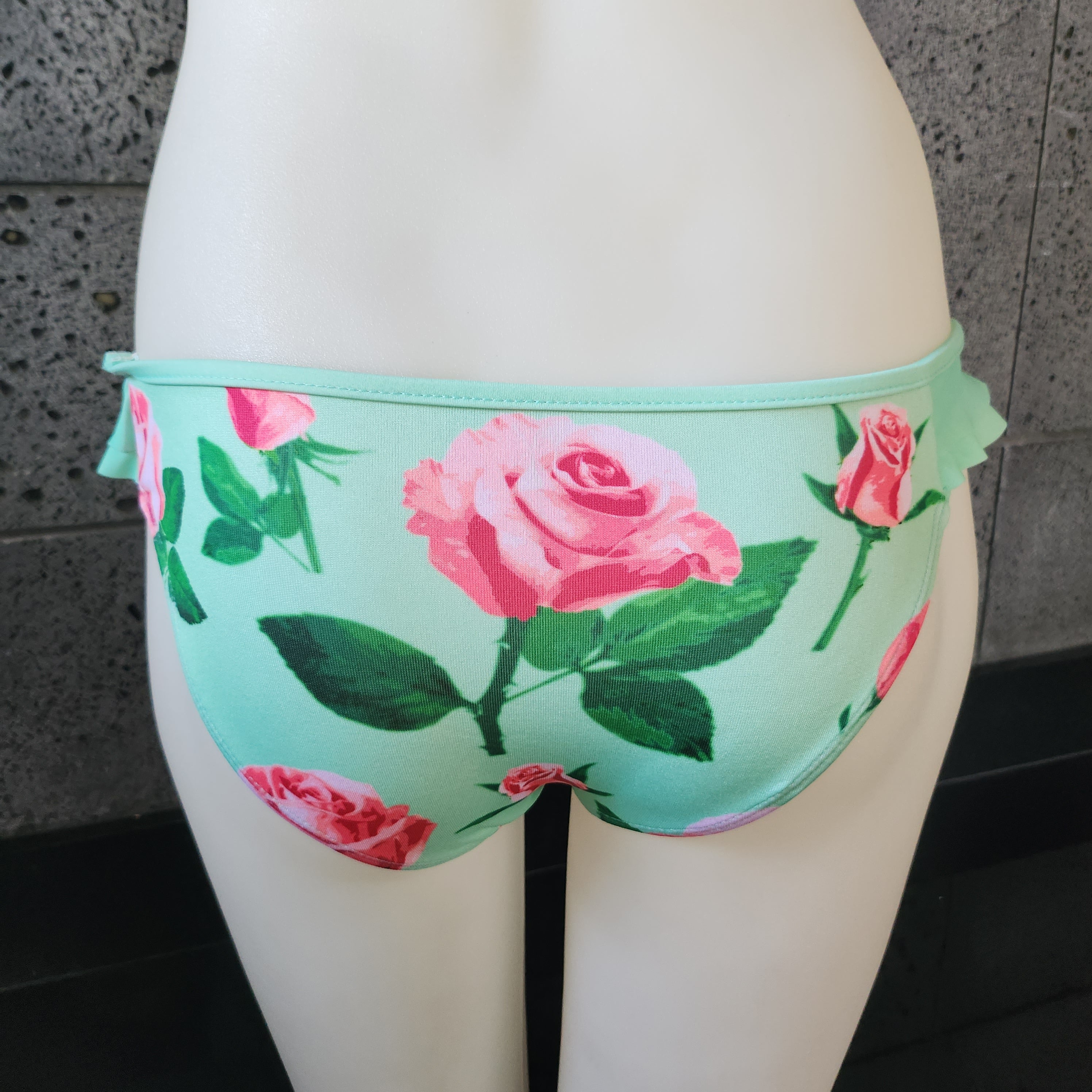 Loco Boutique Loco Roses Double Sided Ruffles