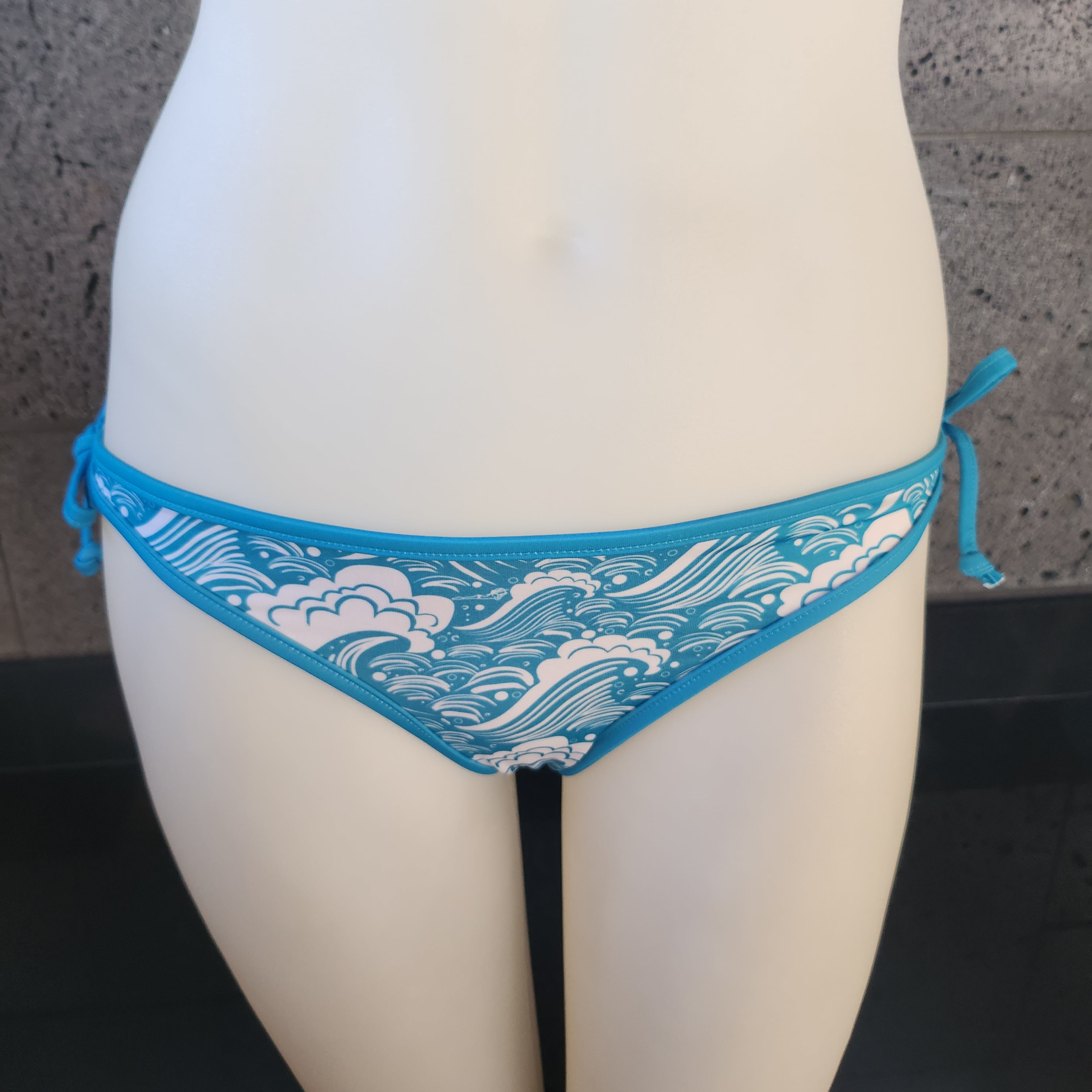 Loco Boutique Wave Garden Removable Bow