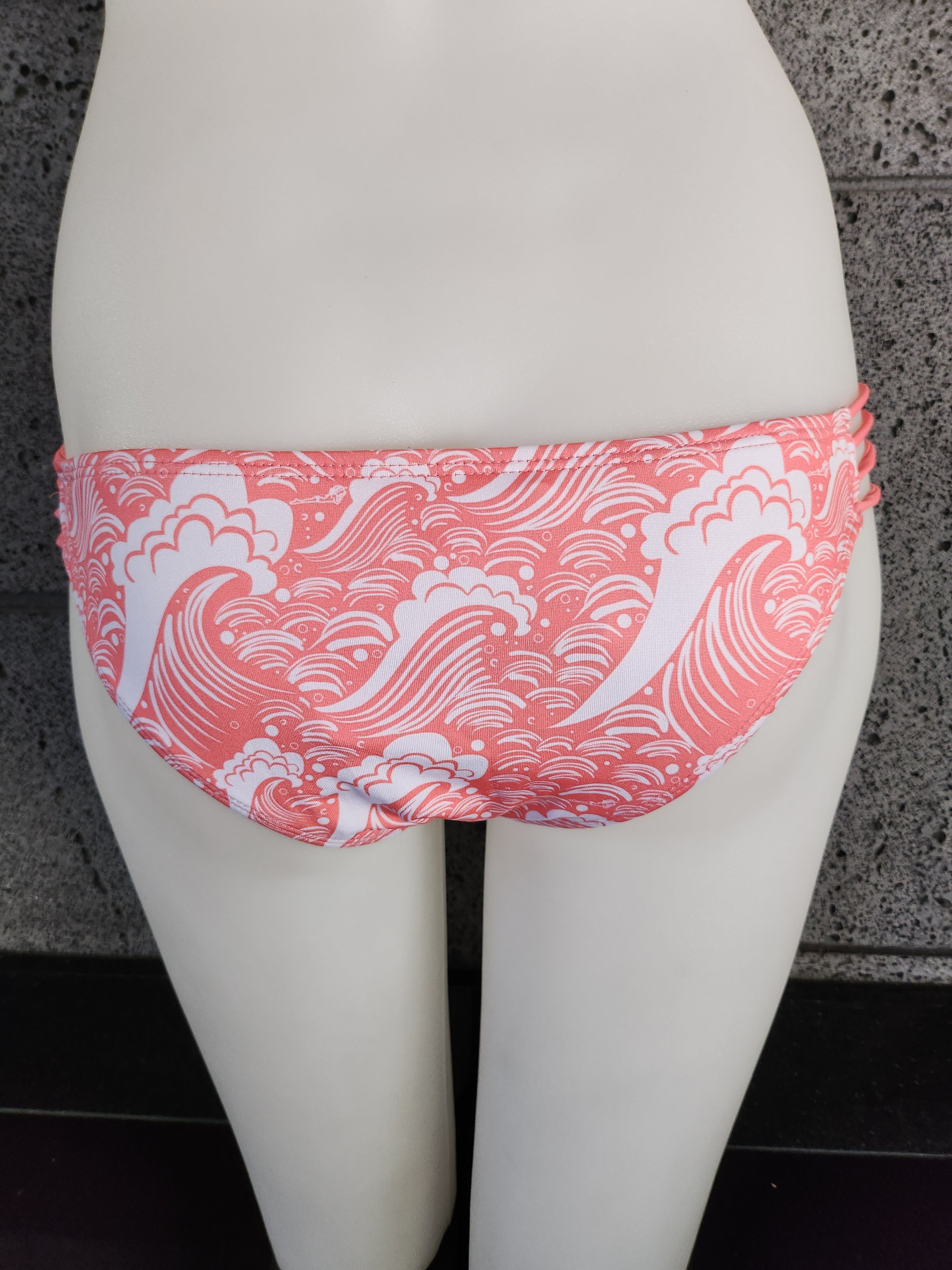 Loco Boutique Wave Garden Strappy Spaghetti Sides