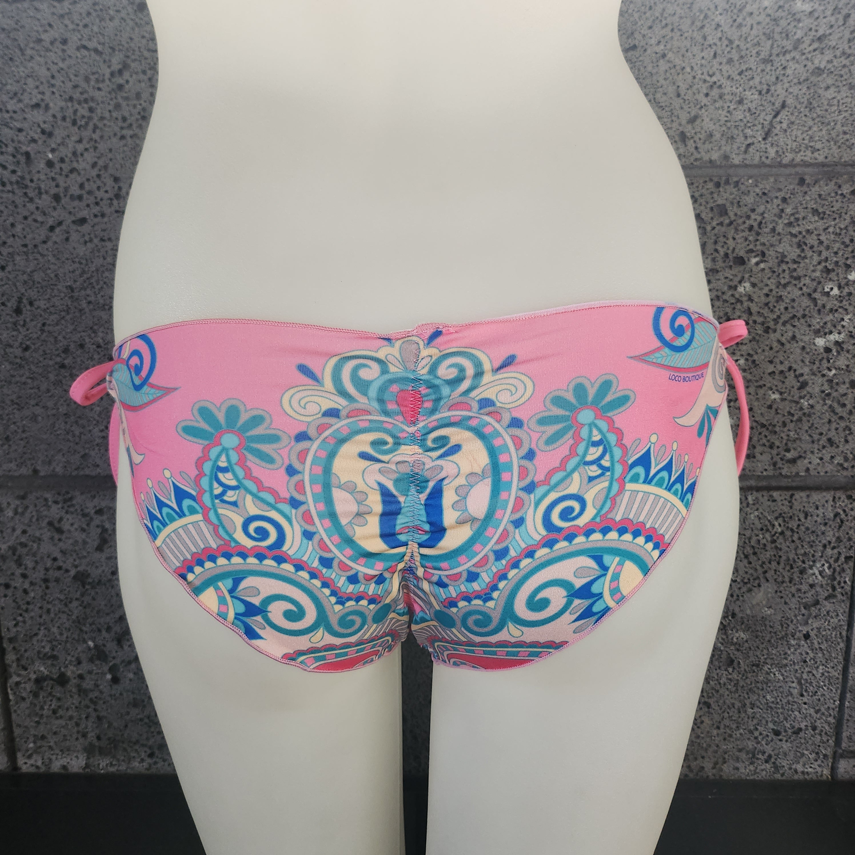 Loco Boutique Magic Carpet Removable Bows Bottom