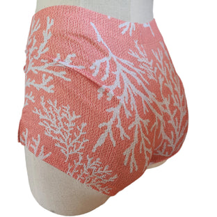 Coral 2.0 Fitted Short - Loco Boutique