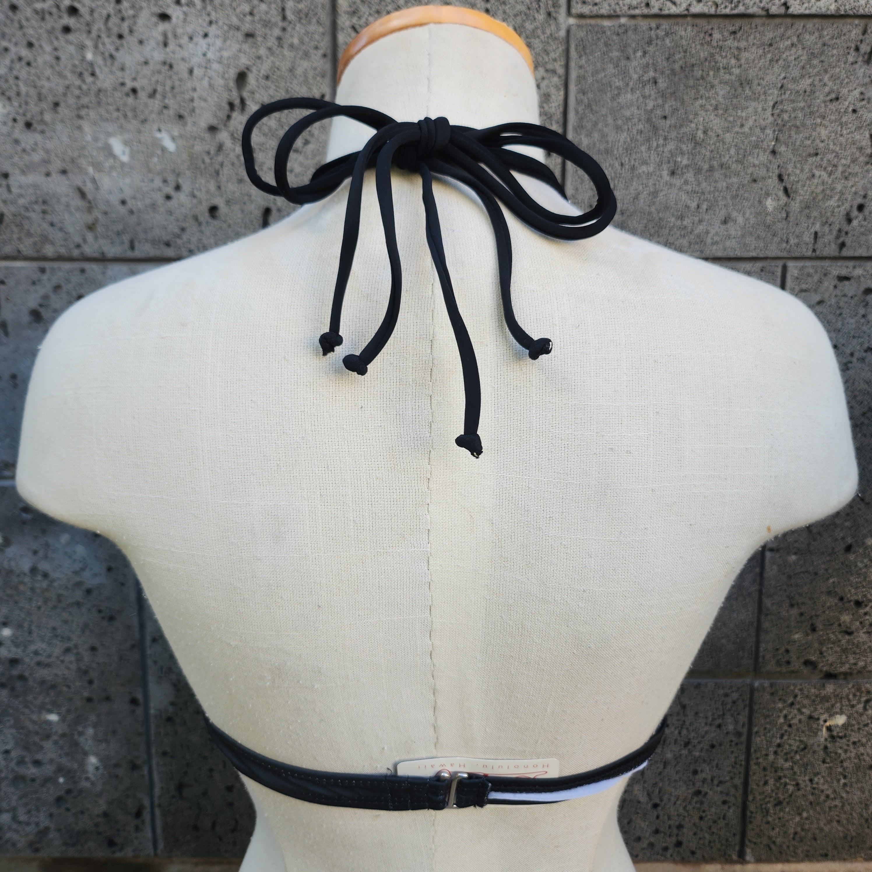 Loco Boutique Retro Hawaii Keyhole Front Banded Chest Bikini Top